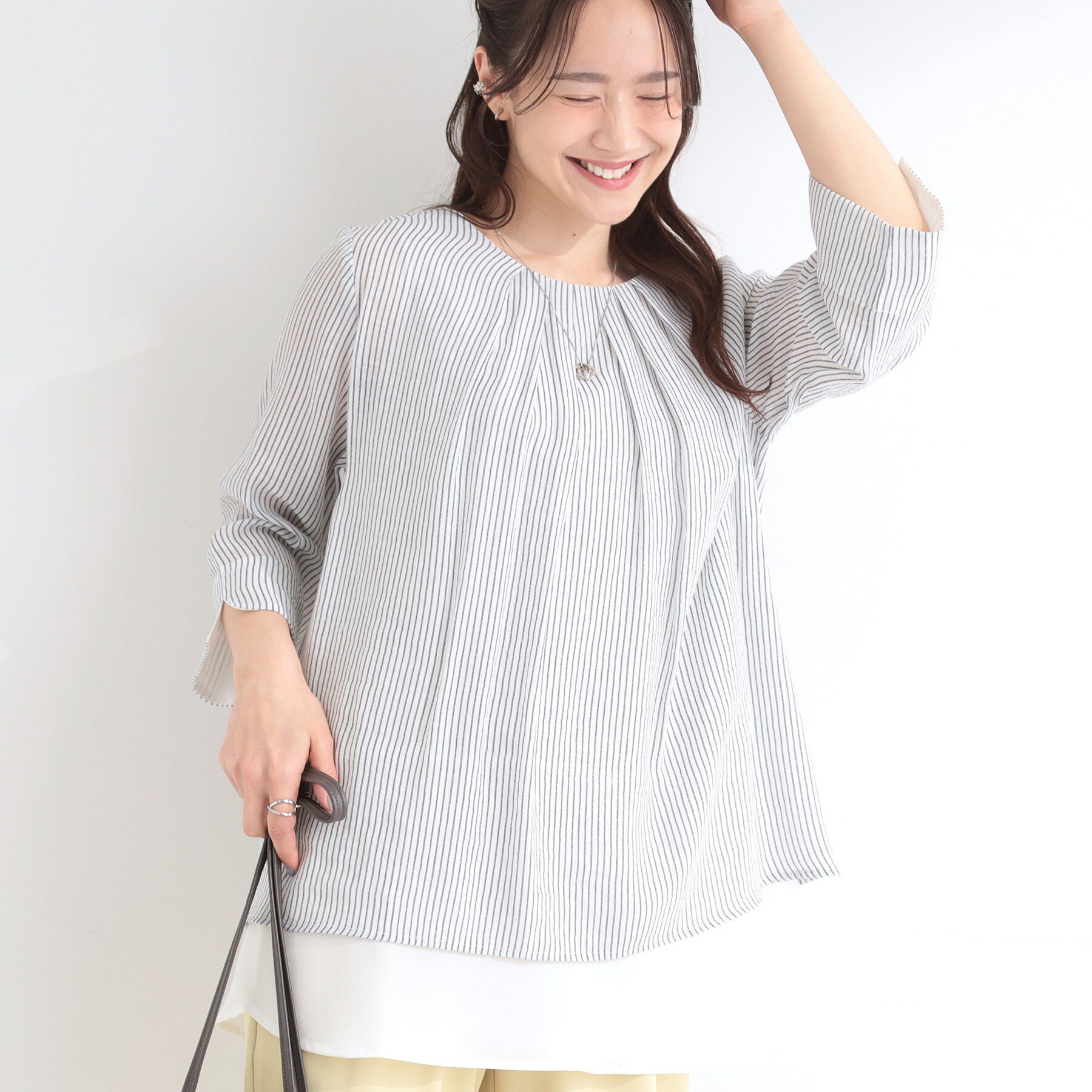SHOO･LA･RUE「【洗濯機可/体型カバー】1枚でサマ見え 7分袖スラブレイヤード風トップス」|Tシャツ・カットソー|ホワイト(301)