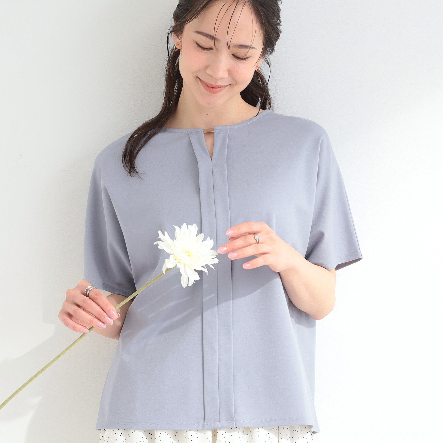 SHOO･LA･RUE「【ひんやり／UV／通勤】洗濯後しわになりにくい メタルポイントスキッパートップス」|シャツ・ブラウス|ラベンダー(080)