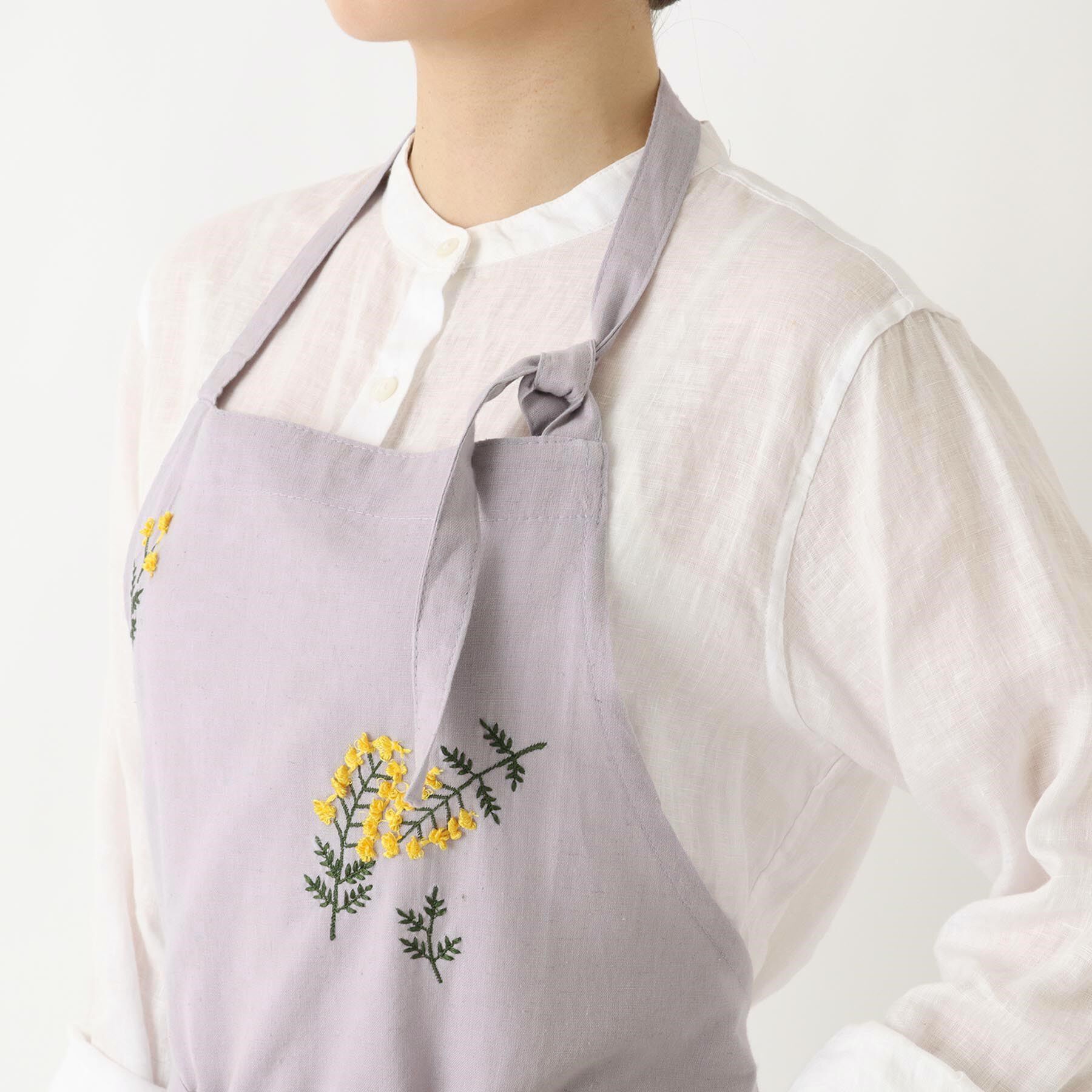 212 KITCHEN STORE「刺繍フラワー ミモザ フルエプロン LPU ＜212Kオリジナル ＞」|食器・キッチングッズ|