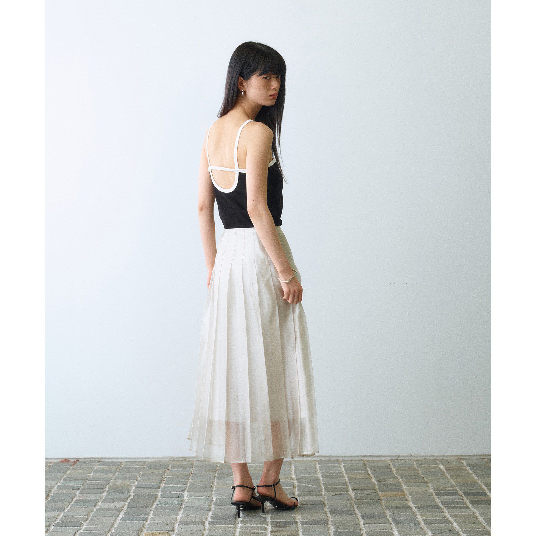 CODE A「【Cup-in】design cut camisole」|キャミソール|