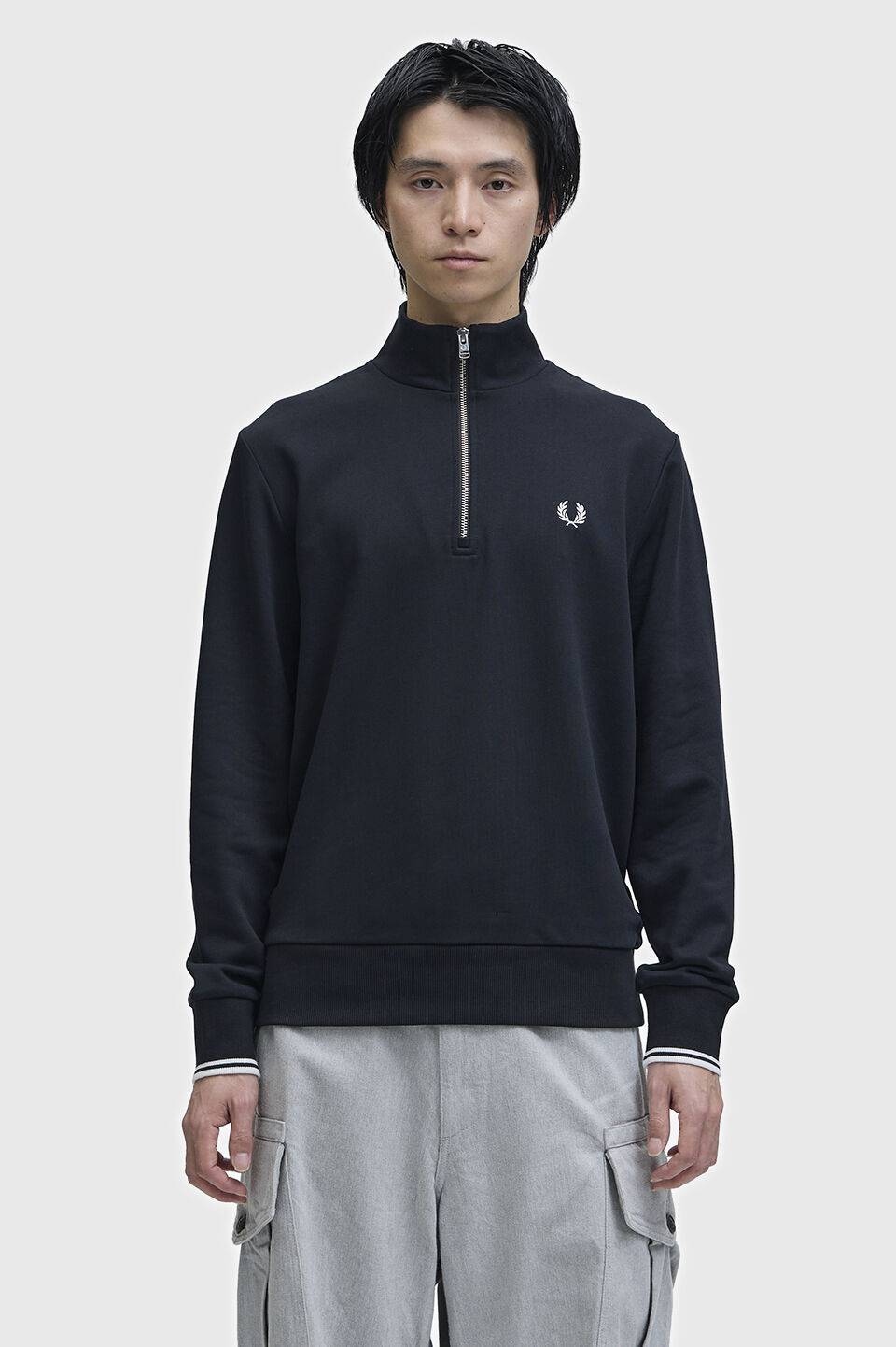 FRED PERRY 「Half Zip Sweatshirt／フレッドペリーハーフジップスウェットシャツ」|スウェット・ジャージ|