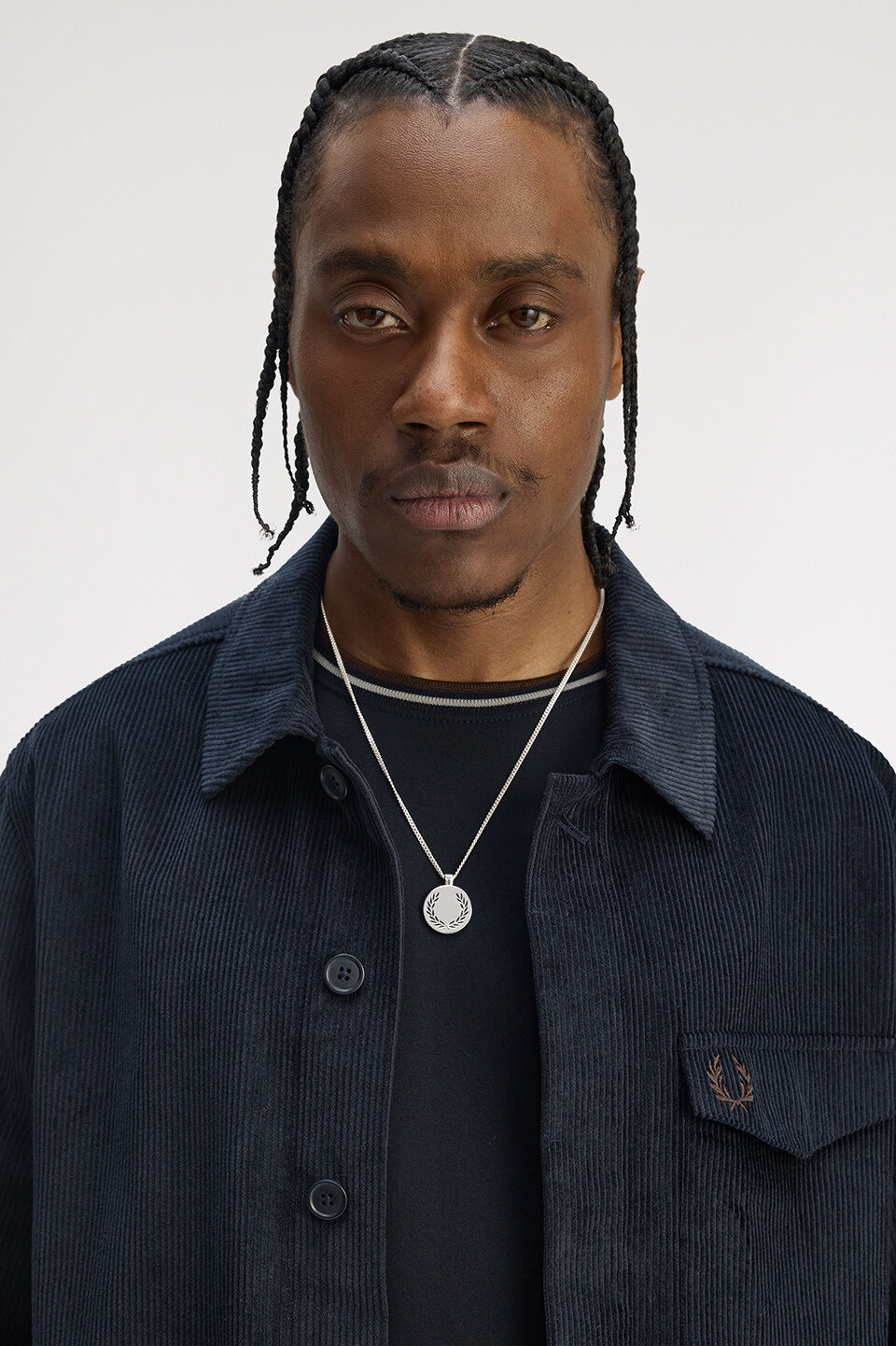 FRED PERRY 「Laurel Wreath Pendant Necklace／ローレルリースペンダントネックレス」|ネックレス|
