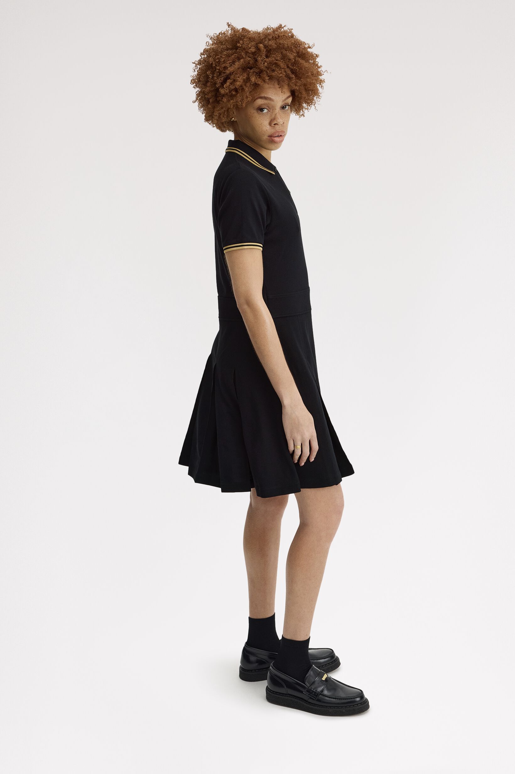 FRED PERRY 「Tipped Pleated Tennis Dress／ティップラインプリーツテニスワンピース」|ワンピース|