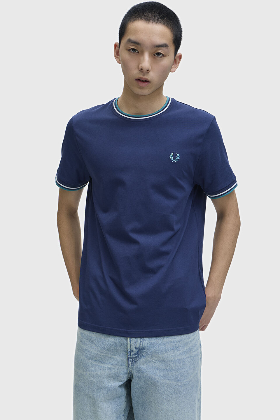 FRED PERRY 「Twin Tipped T-Shirt／ティップラインTシャツ M1588V」|Tシャツ・カットソー|