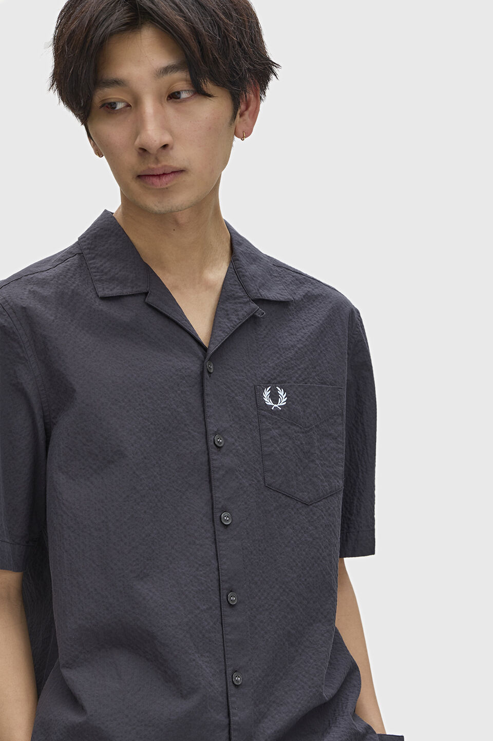 FRED PERRY 「Seersucker Revere Collar Shirt／シアサッカーオープンカラーシャツ」|シャツ・ブラウス|ANCHOR GREY