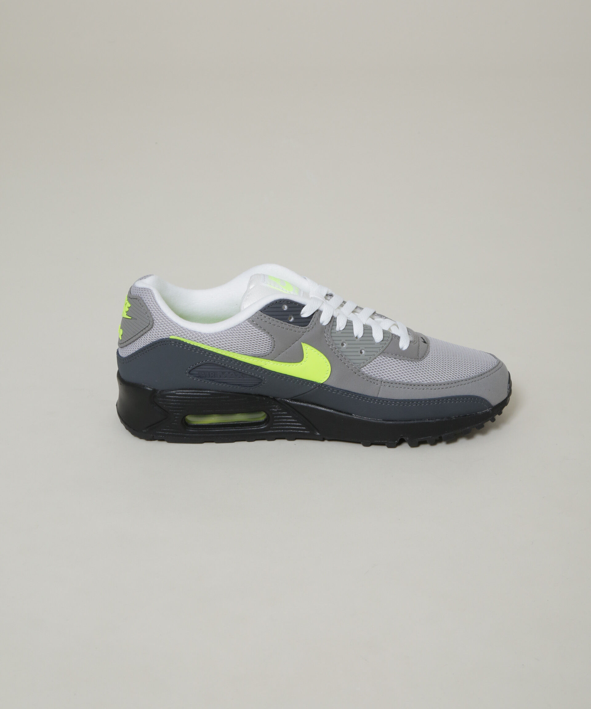 nano･universe「NIKE/ナイキ エア マックス 90」|スニーカー|