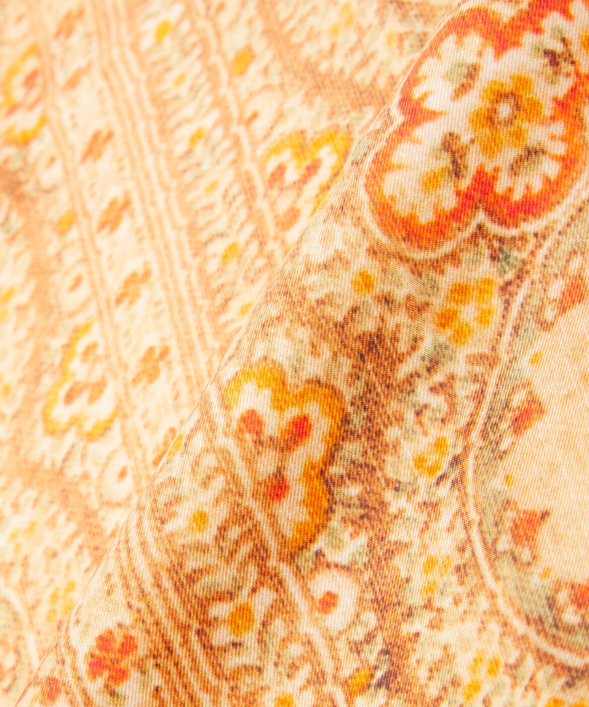 INED「《SUPERIOR CLOSET》Classical Soft Pattern Scarf《Tapis Noir》」|バンダナ・スカーフ|