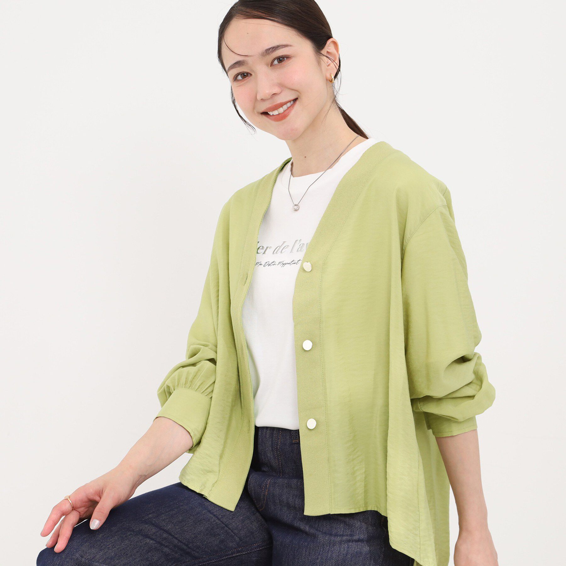 SHOO･LA･RUE「【S-LL/体型カバー/Aライン】身体のラインを拾いにくい シアーシャツカーディガン」|シャツ・ブラウス|グリーン(025)