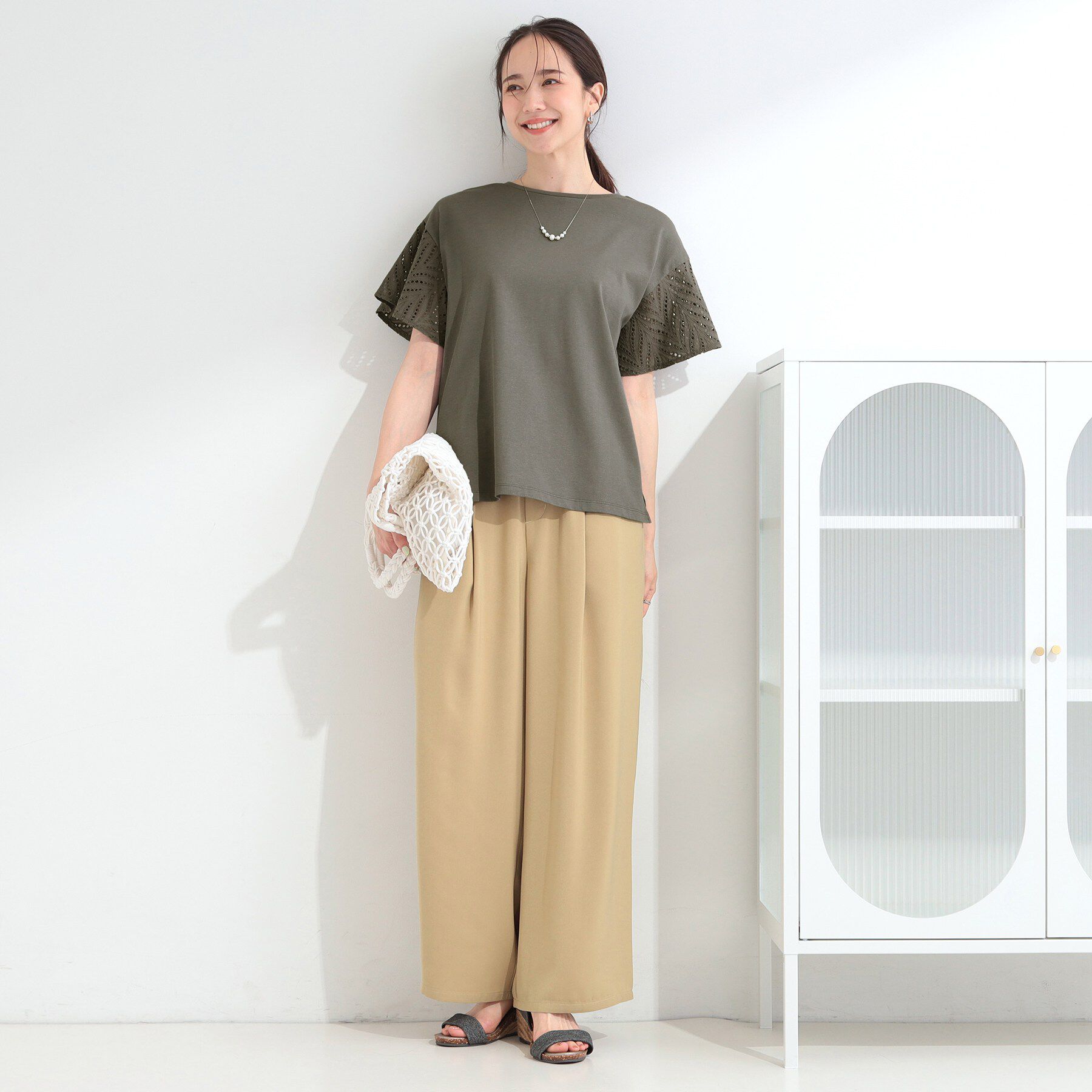 SHOO･LA･RUE「【汗じみ防止/ひんやり/S-LL】レースが華やか お袖フレアTシャツ」|Tシャツ・カットソー|