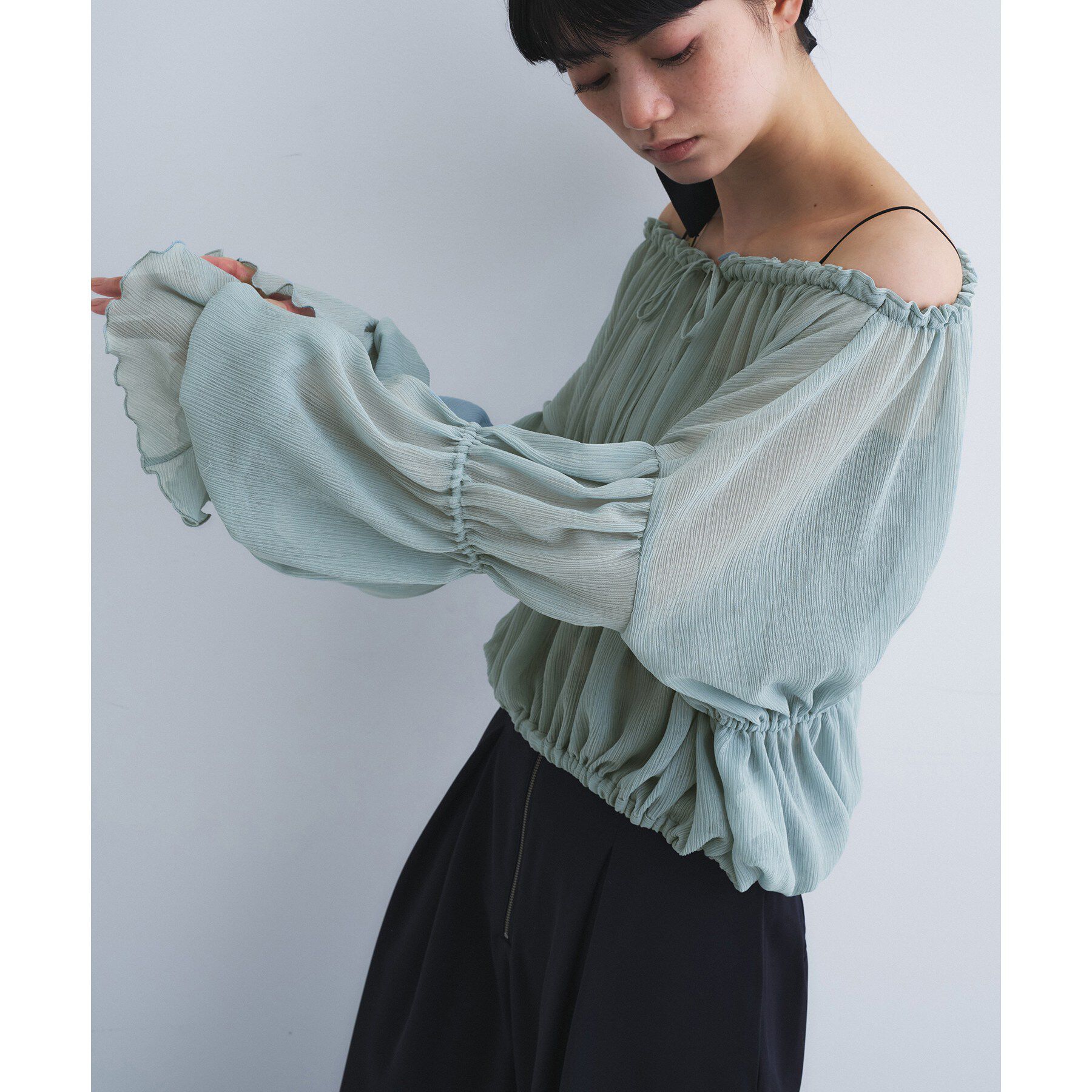 CODE A「off－shoulder blouse」|シャツ・ブラウス|