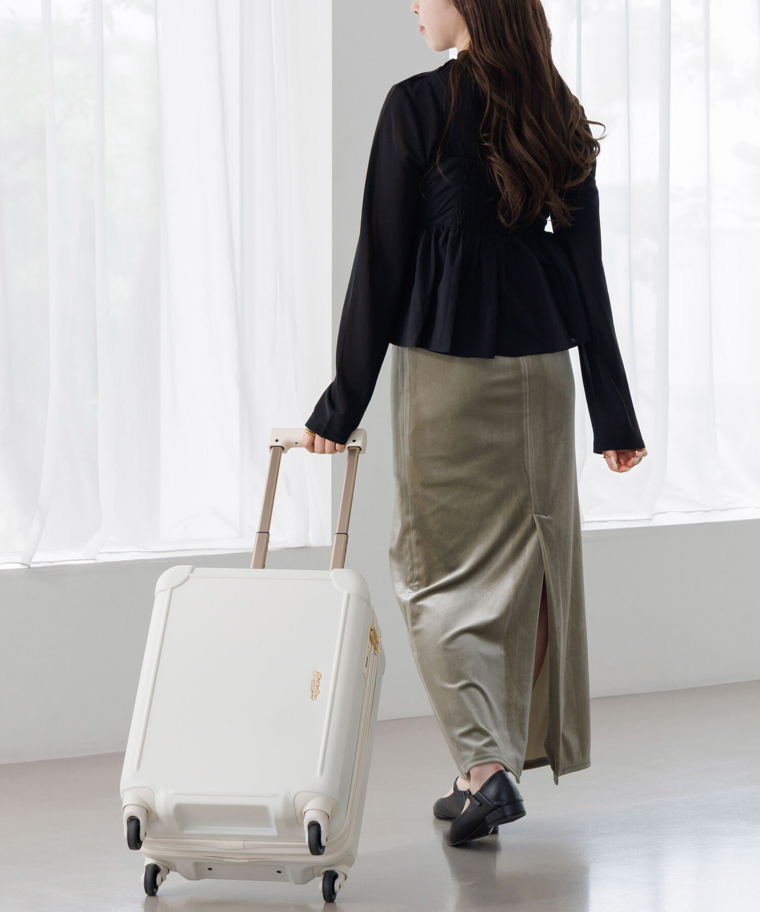 Jewelna Rose「Jewelna Rose フォギージュエルトローリー 38L Sサイズ 機内持ち込み 05901」|キャリーケース|