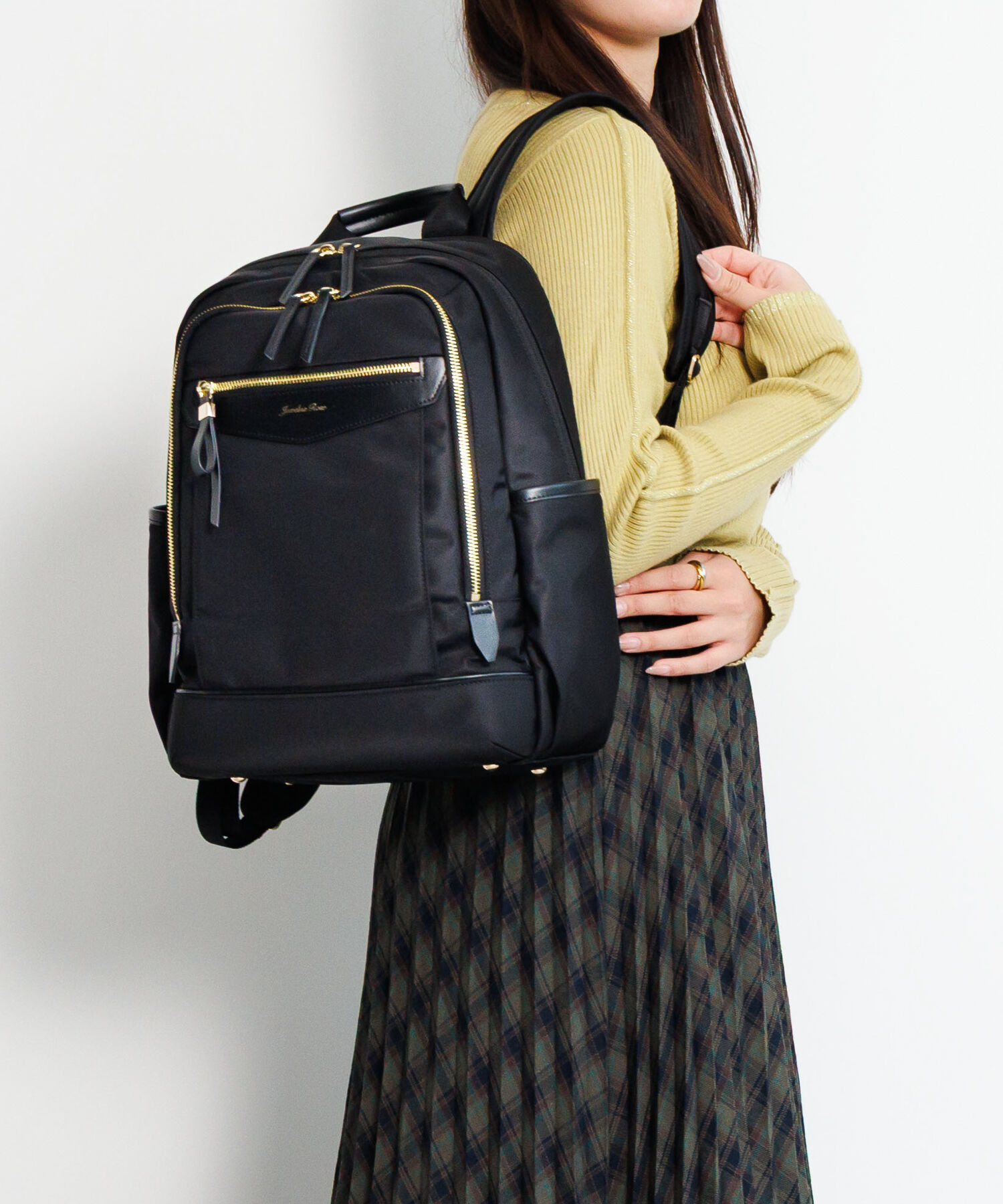  「Jewelna Rose/ジュエルナローズ リラ リュックサック  A4サイズ 13.3インチ収納 背面メッシュ 16361 バッグ」|リュック|ブラック