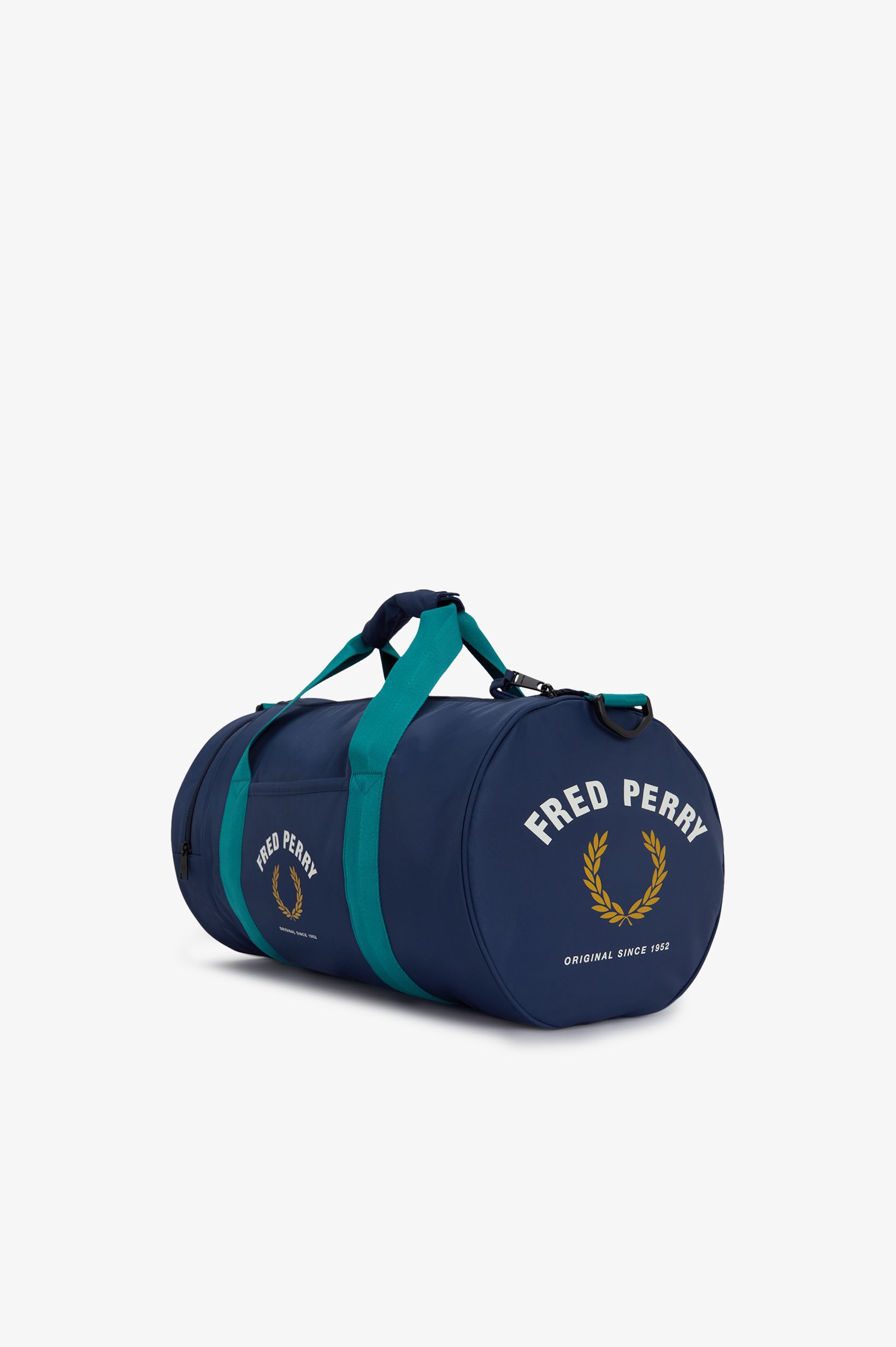FRED PERRY 「Sports Nylon Large Barrel Bag／スポーツナイロンラージバレルバッグ」|ボストンバッグ|