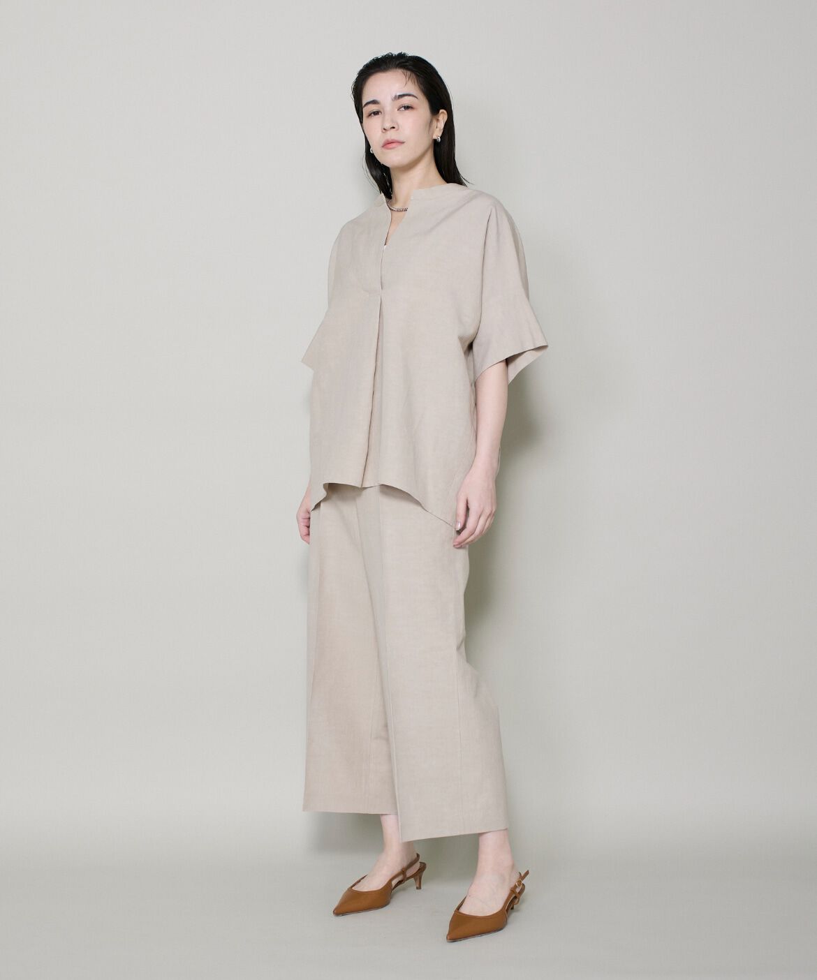 DAY by DAY it&rsquo;s international「ﾘﾈﾝｵｰﾊﾞｰｻｲｽﾞｽｷｯﾊﾟｰｼｬﾂ|華奢見え叶うｵｰﾊﾞｰｻ」|シャツ・ブラウス|