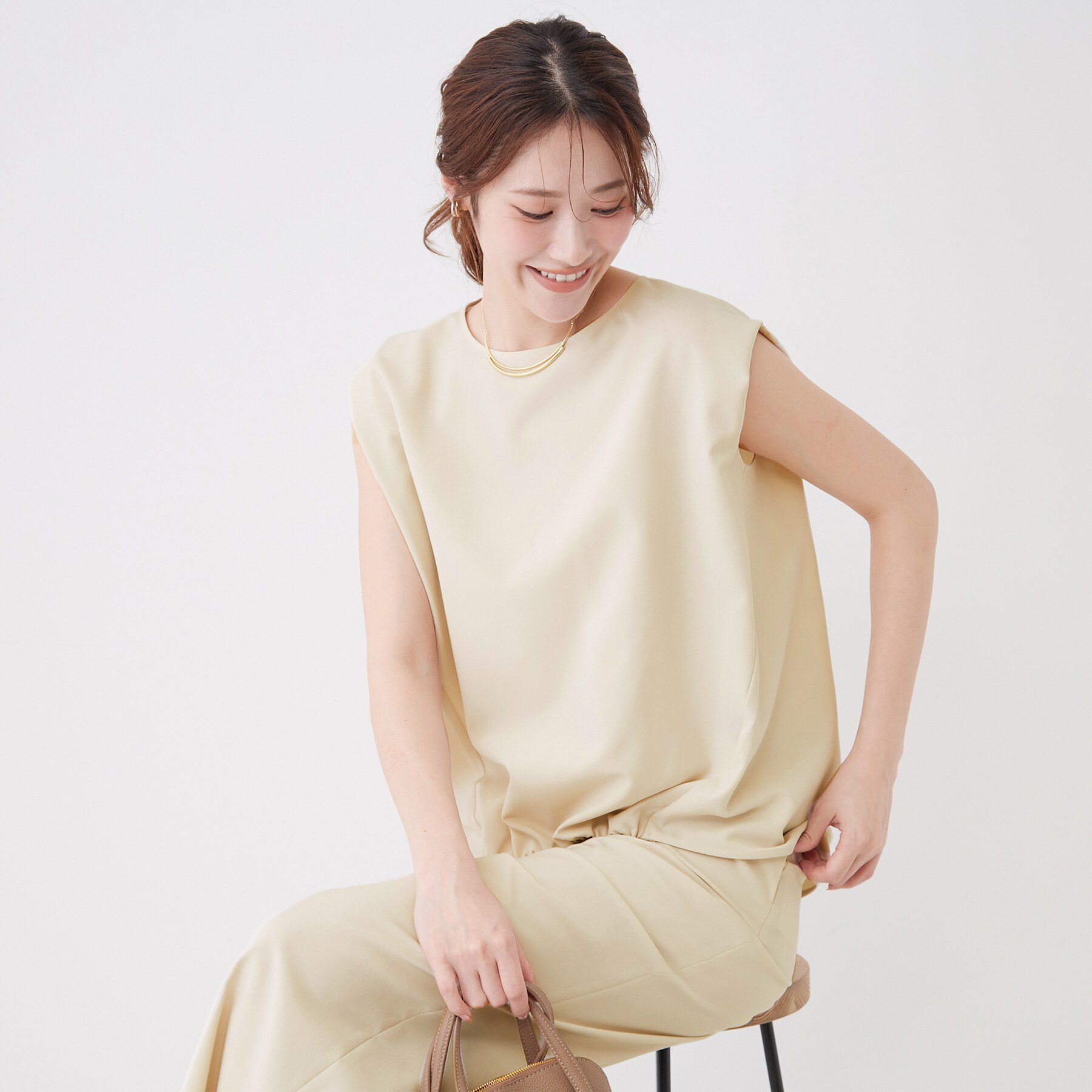 COUP DE CHANCE「【手洗い可／セットアップ可】フロント裾ギャザープルオーバー」|Tシャツ・カットソー|グレージュ(050)