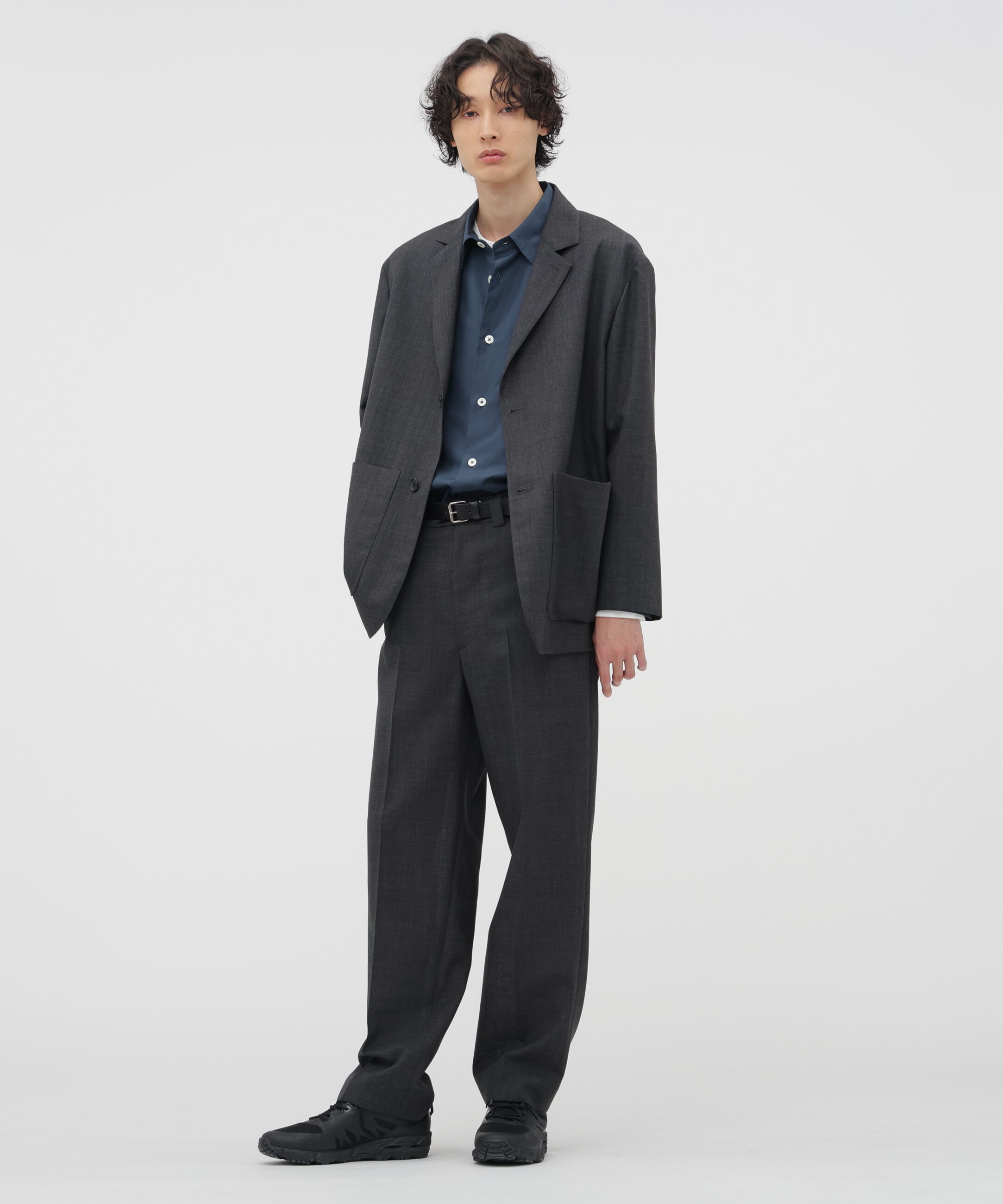 MARGARET HOWELL「CRISP WOOL PLAINWEAVE TROUSERS」|その他|CHARCOAL3