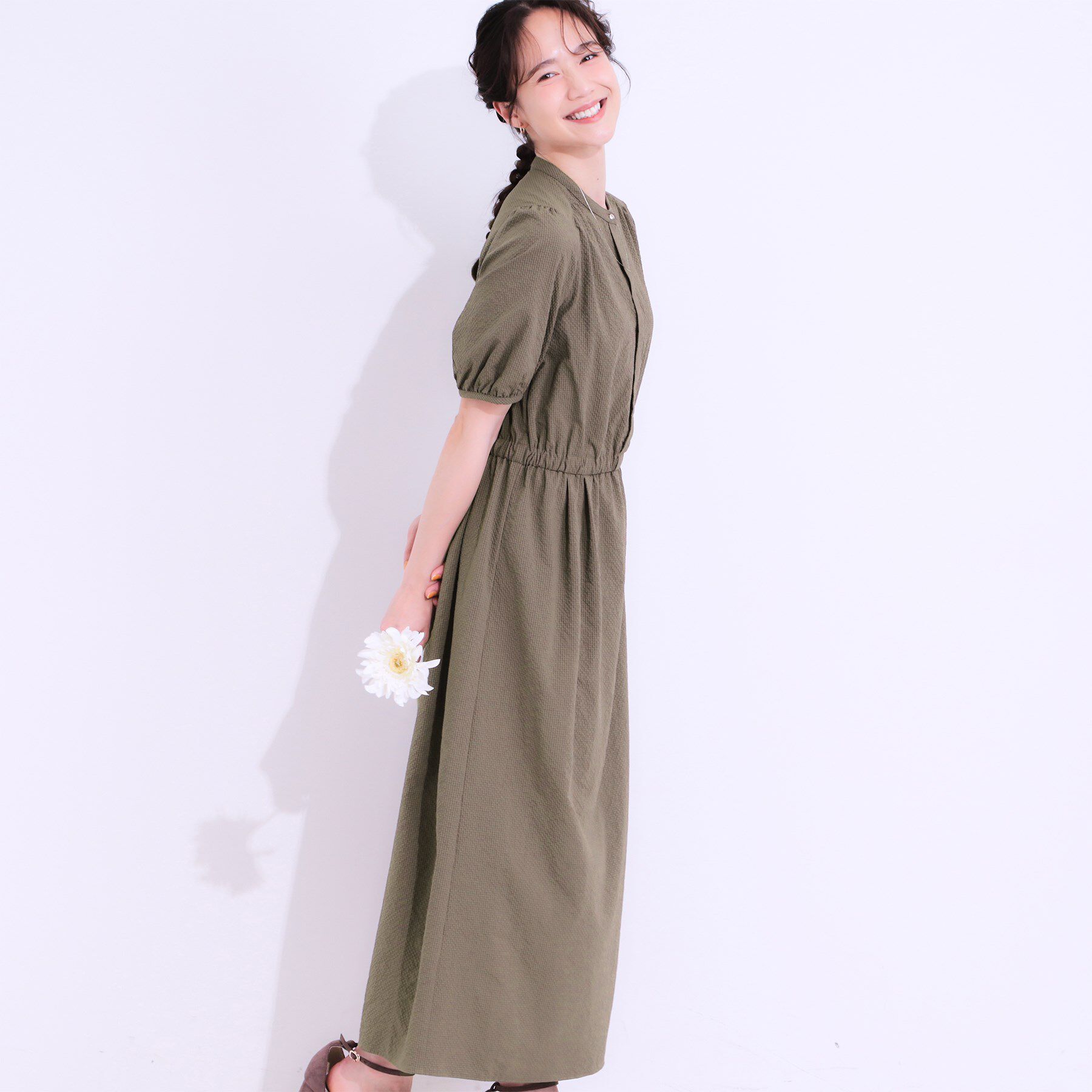 SHOO･LA･RUE「【洗える/S-LL/ひんやり/UV】女性らしさ漂う サッカーワンピース」|ワンピース|ブラウン(043)