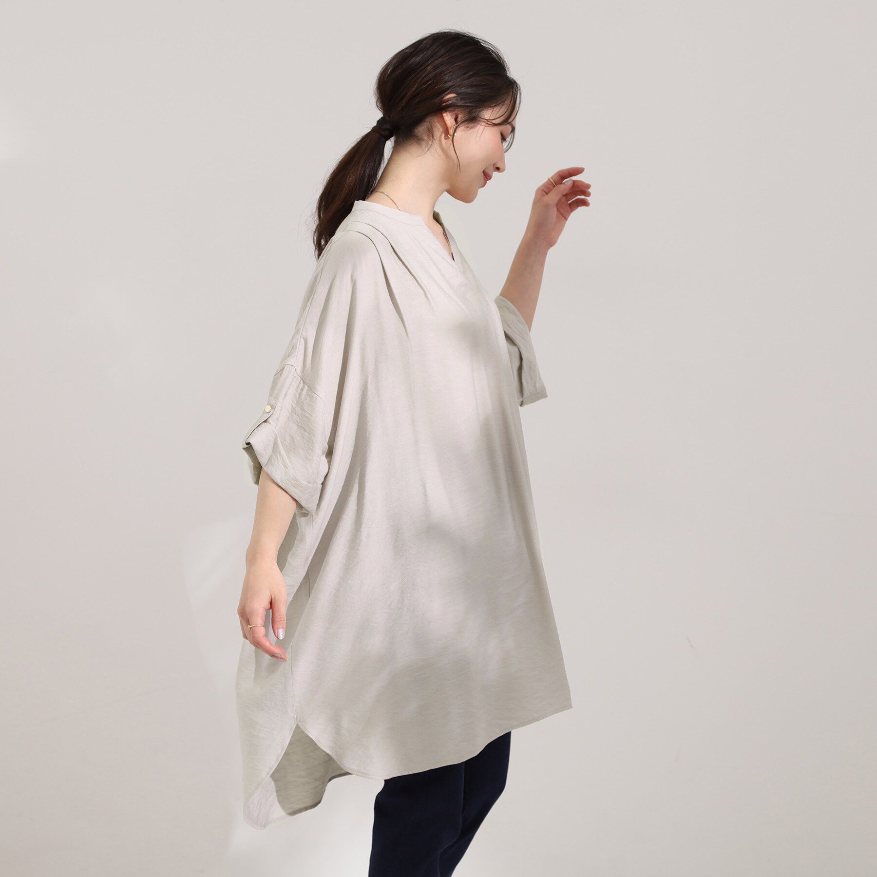 SHOO･LA･RUE「【ひんやり/S-LL】体型カバー叶える 大人のゆるドルマンチュニック」|チュニック|