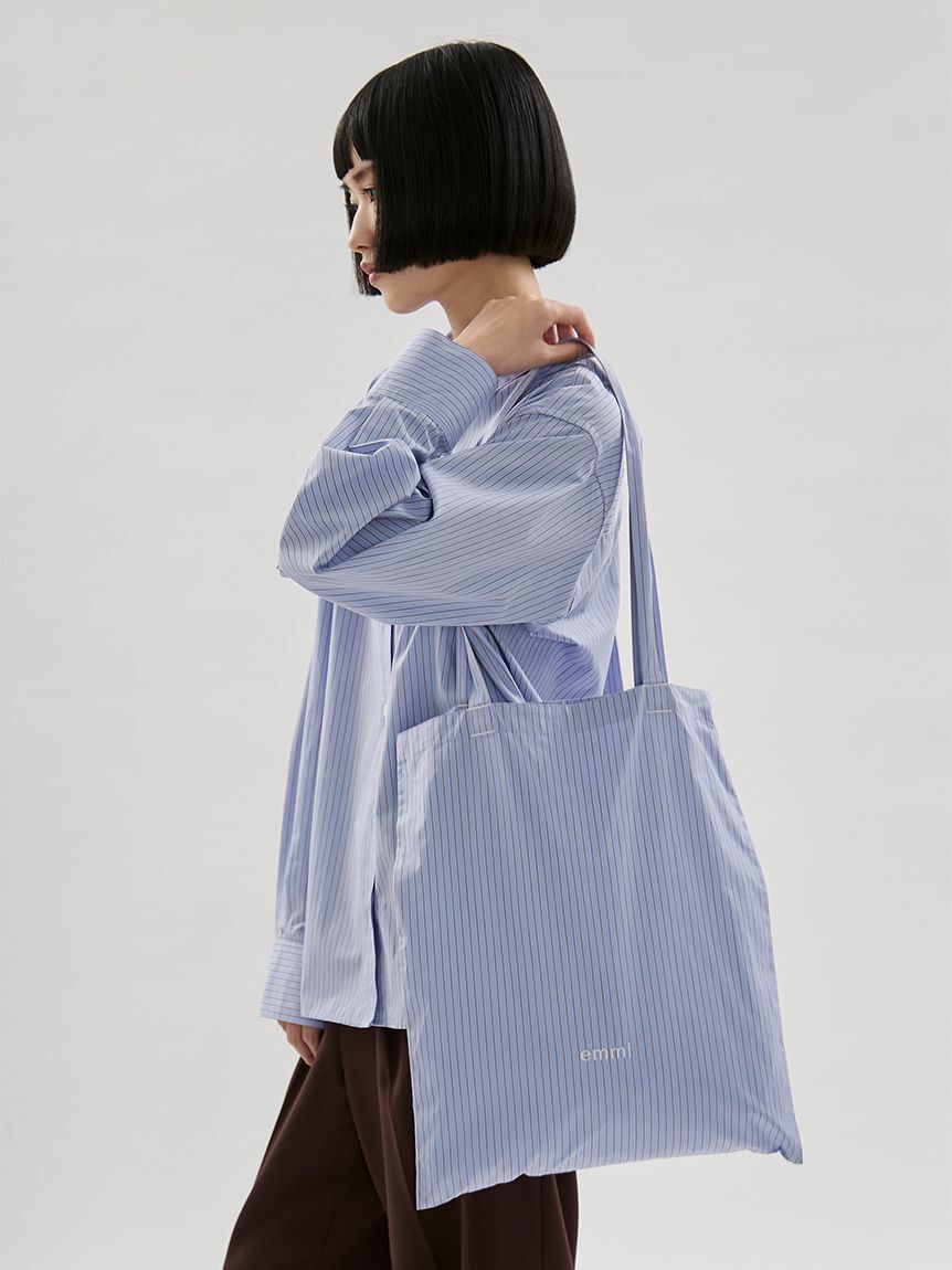 emmi atelier「【ONLINE限定カラーあり】シュシュ付きemmiロゴトートバッグ」|トートバッグ|