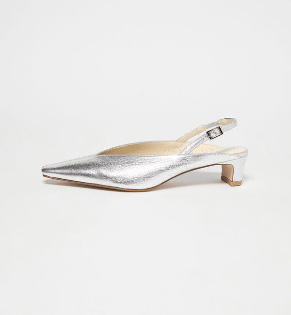 ODETTE E ODILE「センターシームバックベルト パンプス40&darr;&uarr;」|パンプス|SILVER