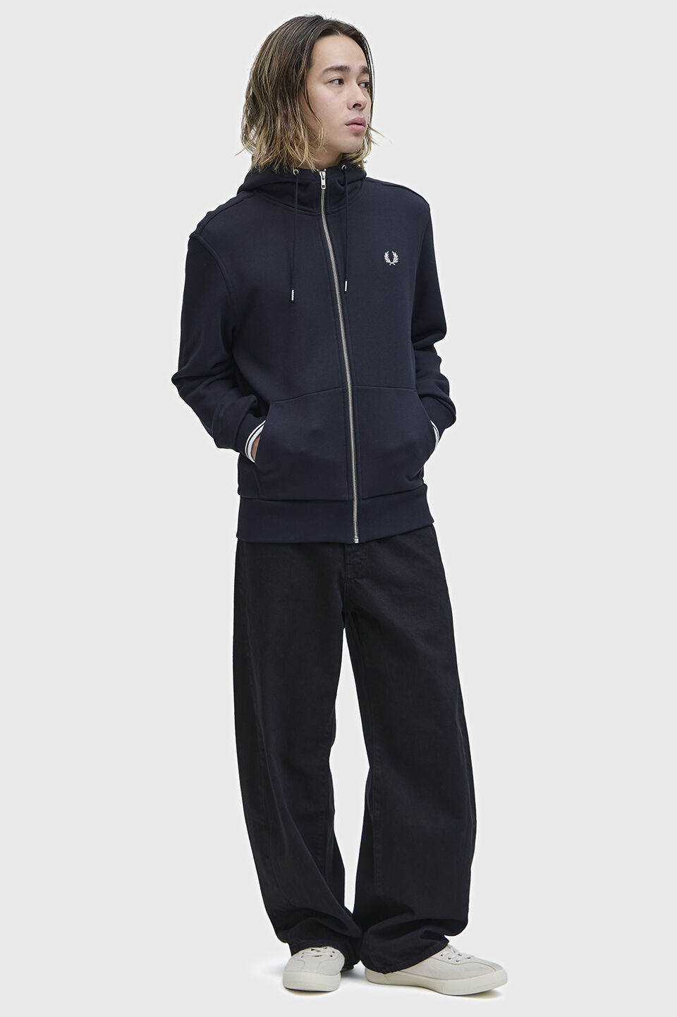 FRED PERRY 「Hooded Zip Through Sweatshirt／フードジップアップパーカー」|スウェット・ジャージ|