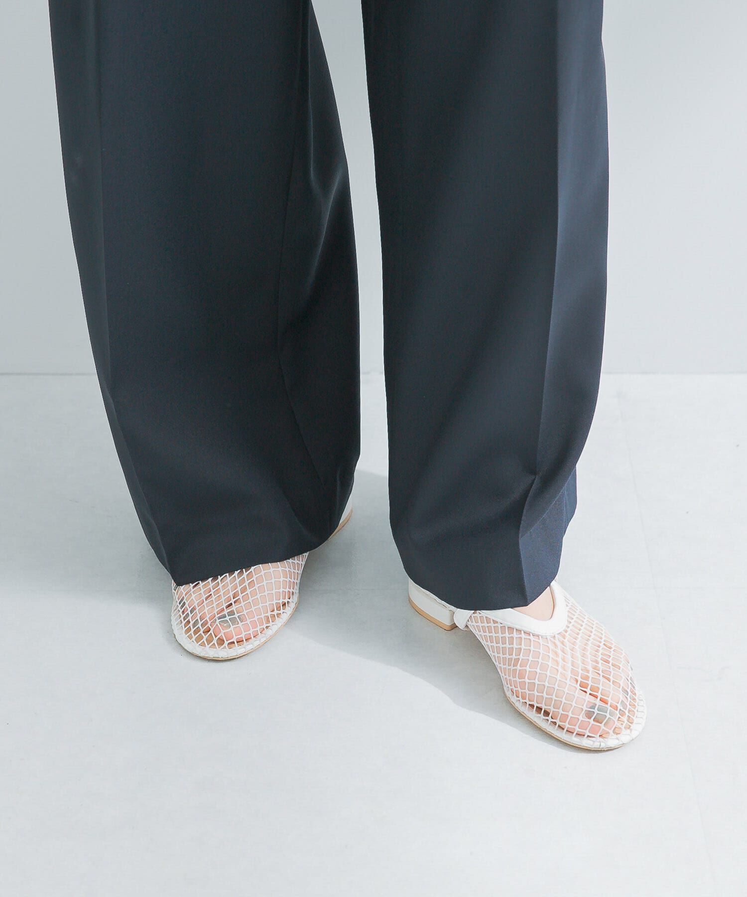 URBAN RESEARCH「メッシュフラットシューズ」|パンプス|ホワイト
