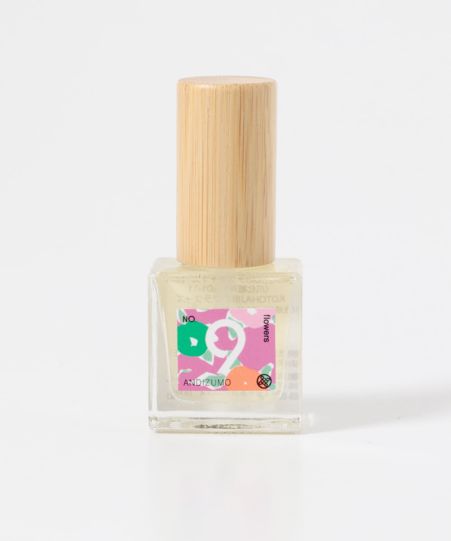 URBAN RESEARCH「ANDIZUMO　aromaoil フラワーズ」|ネイルケア|