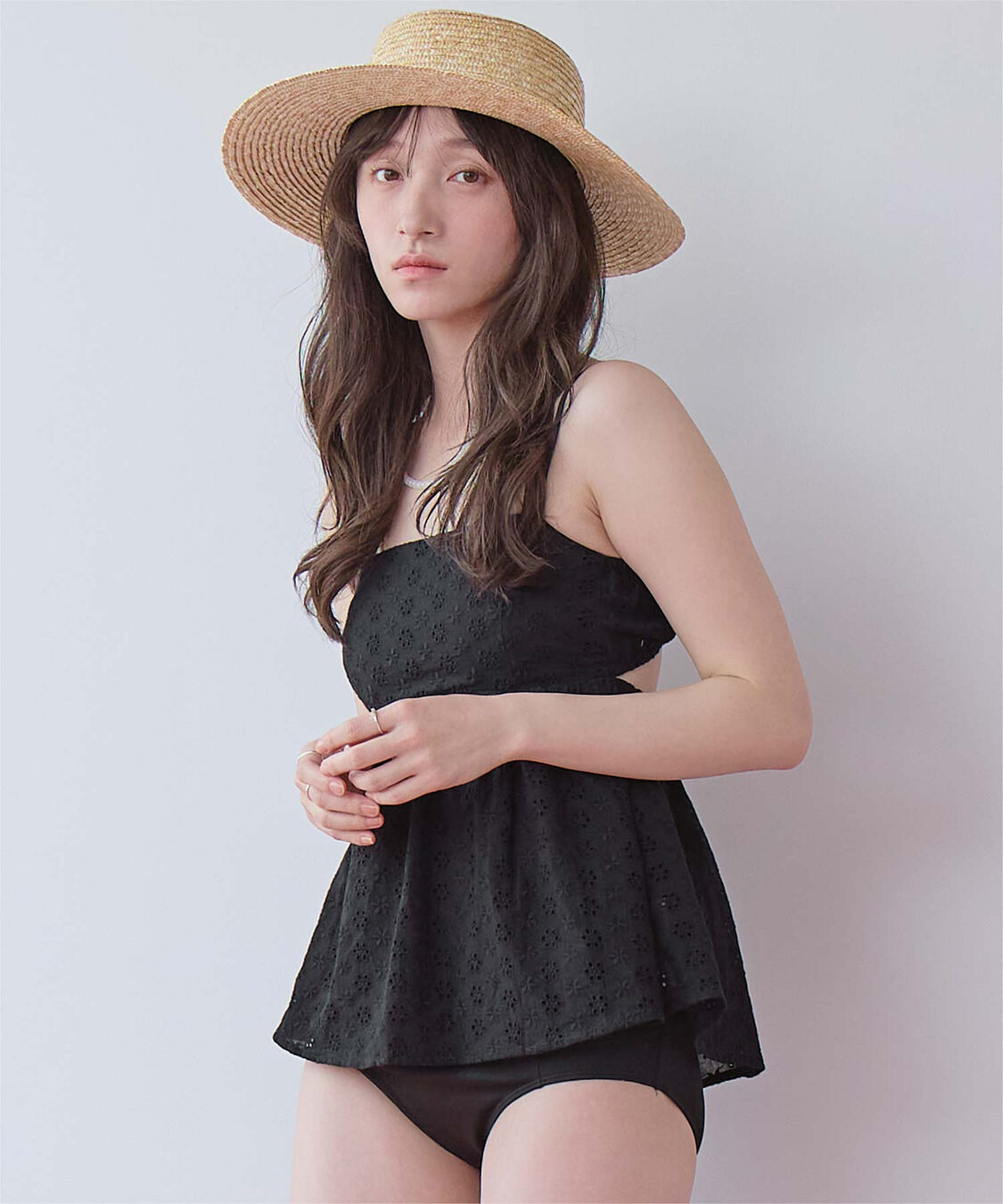 SEA DRESS「3点セット/フラワーレースペプラムビキニ&times;ショートパンツ/水着」|ビキニ|