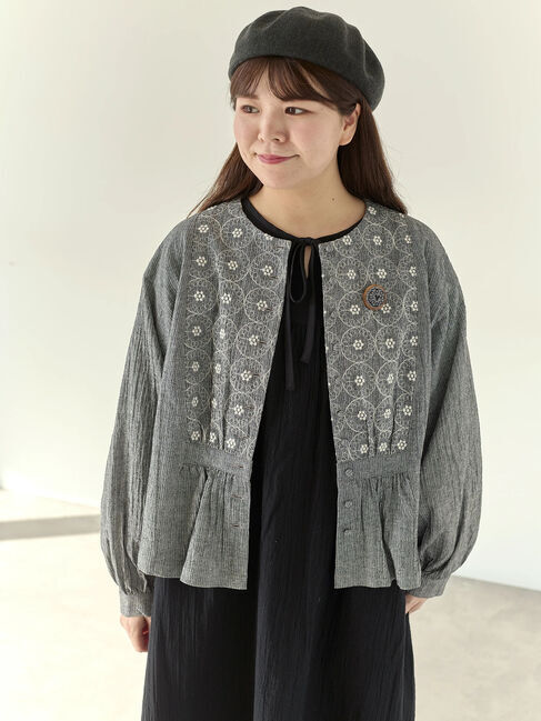 Samansa Mos2「【Cross&times;Staff】ブローチ付シャツジャケット」|その他|チャコールグレー