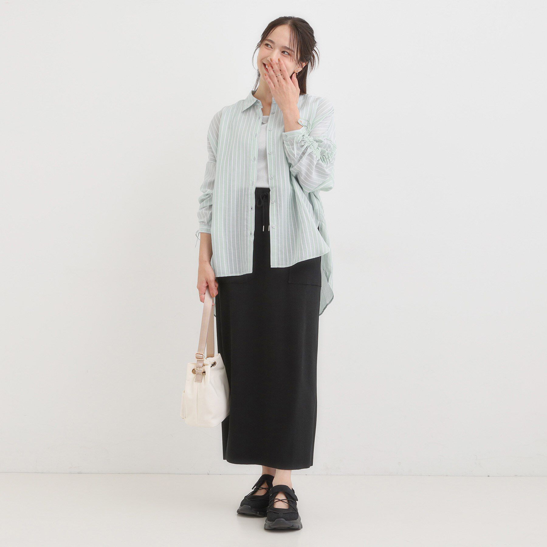 SHOO･LA･RUE「【S-LL/ひんやり】程よい透け感 ストライプ柄 お袖ギャザーデザインシャツ」|シャツ・ブラウス|