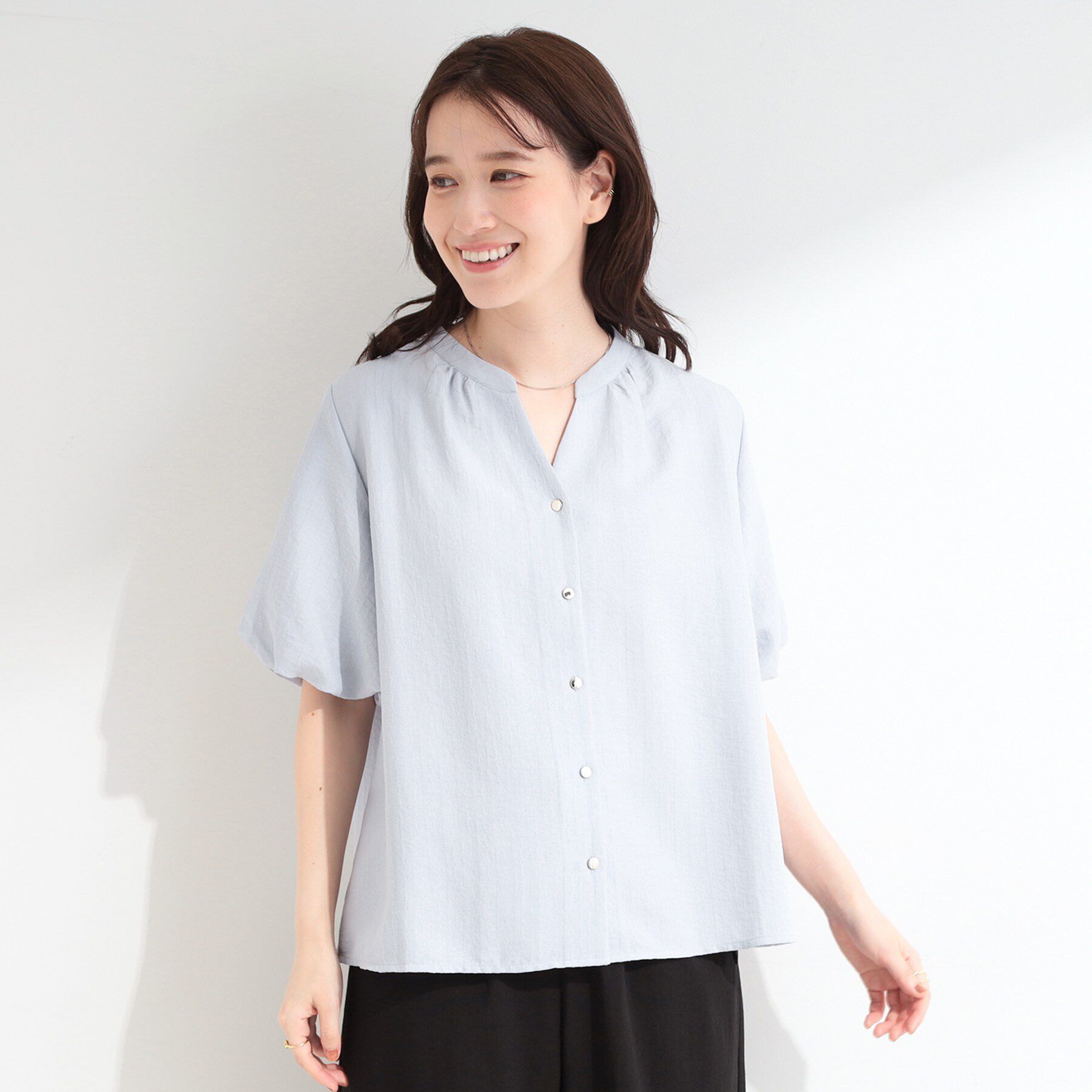 SHOO･LA･RUE「【S-LL/洗濯機可】バルーンスリーブ　キーネックブラウス」|シャツ・ブラウス|