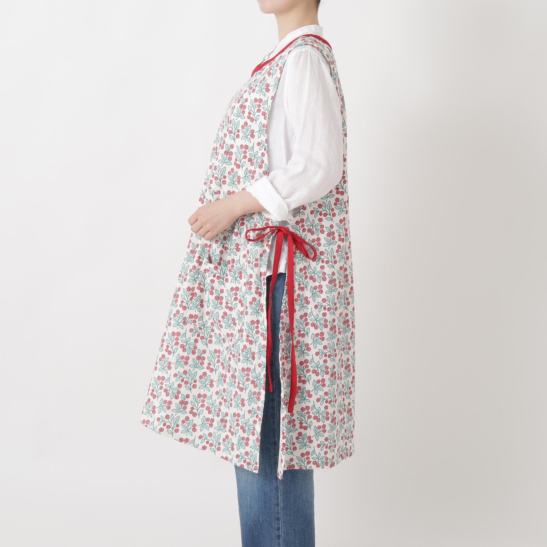 212 KITCHEN STORE「ベリーリーフエプロン RED」|食器・キッチングッズ|