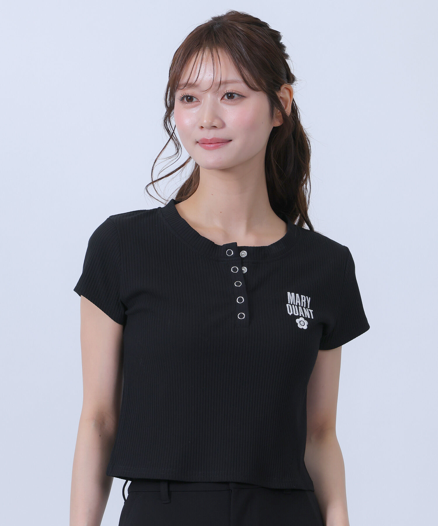 MARY QUANT「ヘンリーネック プルオーバー」|Tシャツ・カットソー|ブラック
