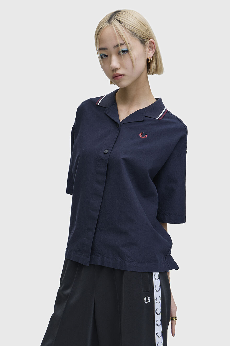 FRED PERRY 「Tipped Placket Detail Shirt／ティップラインプラケットシャツ」|シャツ・ブラウス|NAVY