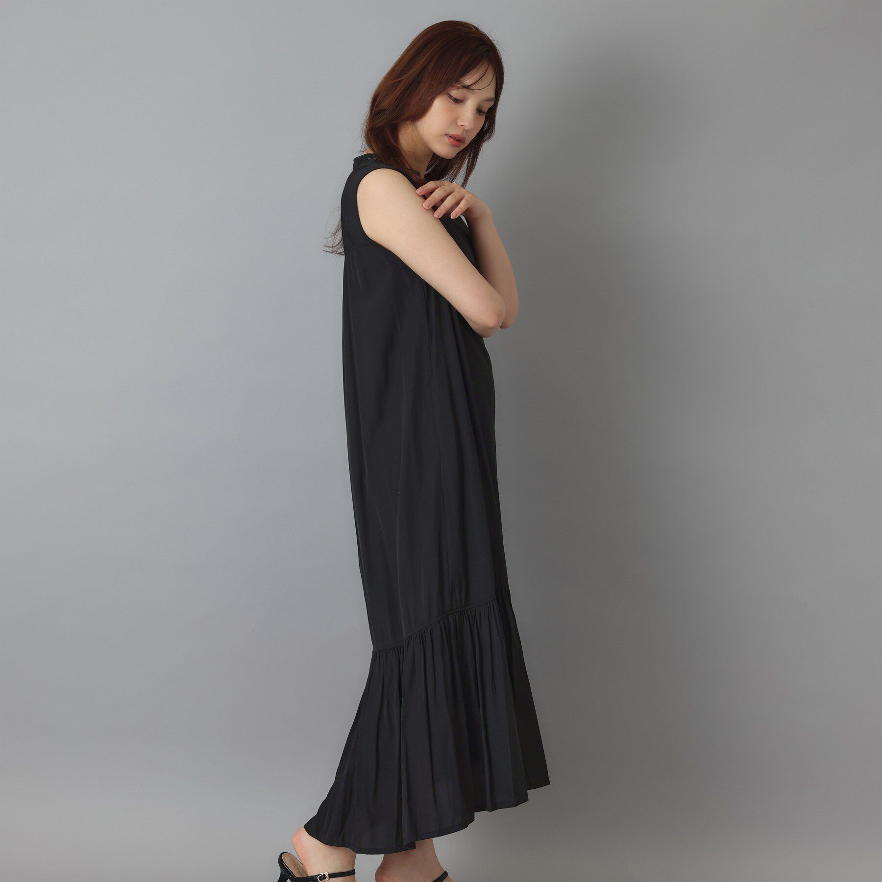 DRESSTERIOR「ノースリーブギャザーヘムワンピース」|ワンピース|