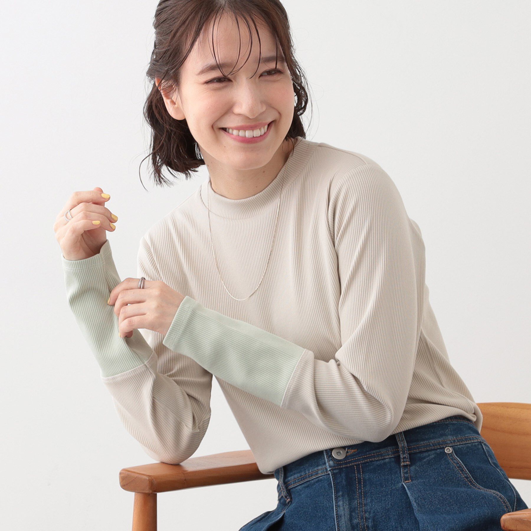 SHOO･LA･RUE「【S-LL】テレコ袖配色切り替えトップス」|Tシャツ・カットソー|ライトベージュ(55