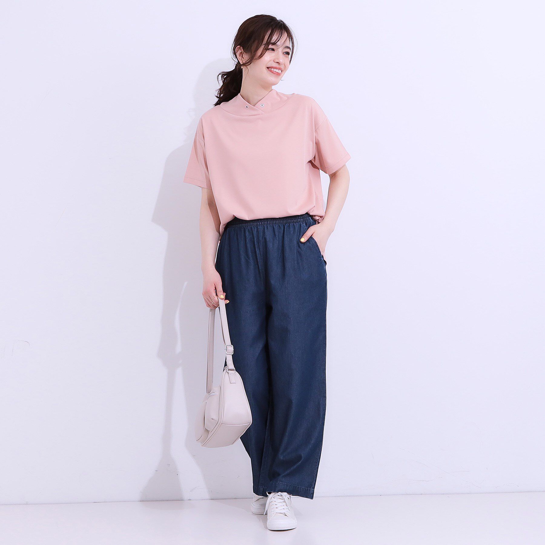 SHOO･LA･RUE「【高レビュー/ひんやり/UV】アウトスタイルもサマになる さらさら抜け襟Tシャツ」|Tシャツ・カットソー|