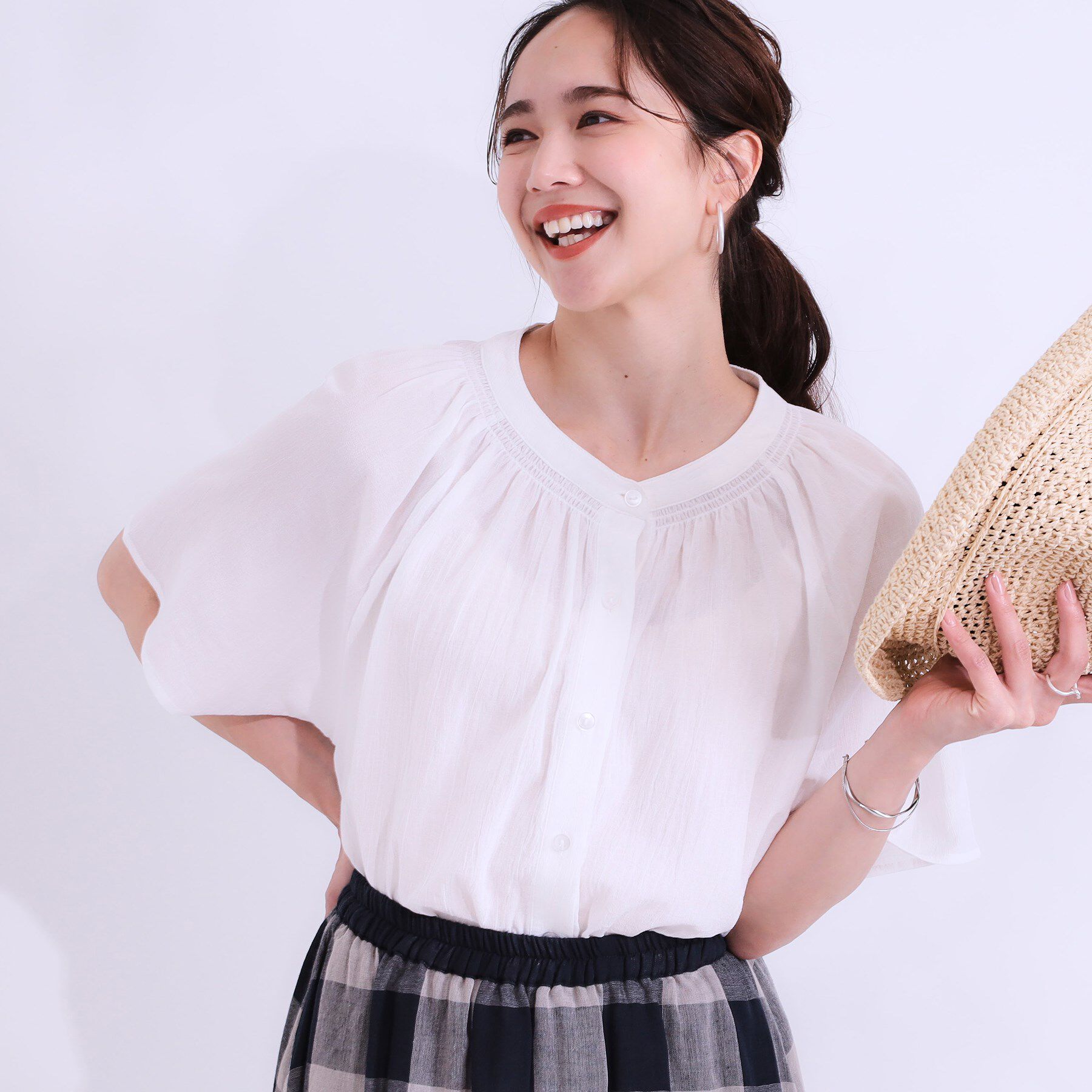SHOO･LA･RUE「体型カバーも叶う 大人上品なコットンボイルブラウス」|シャツ・ブラウス|オフホワイト(003