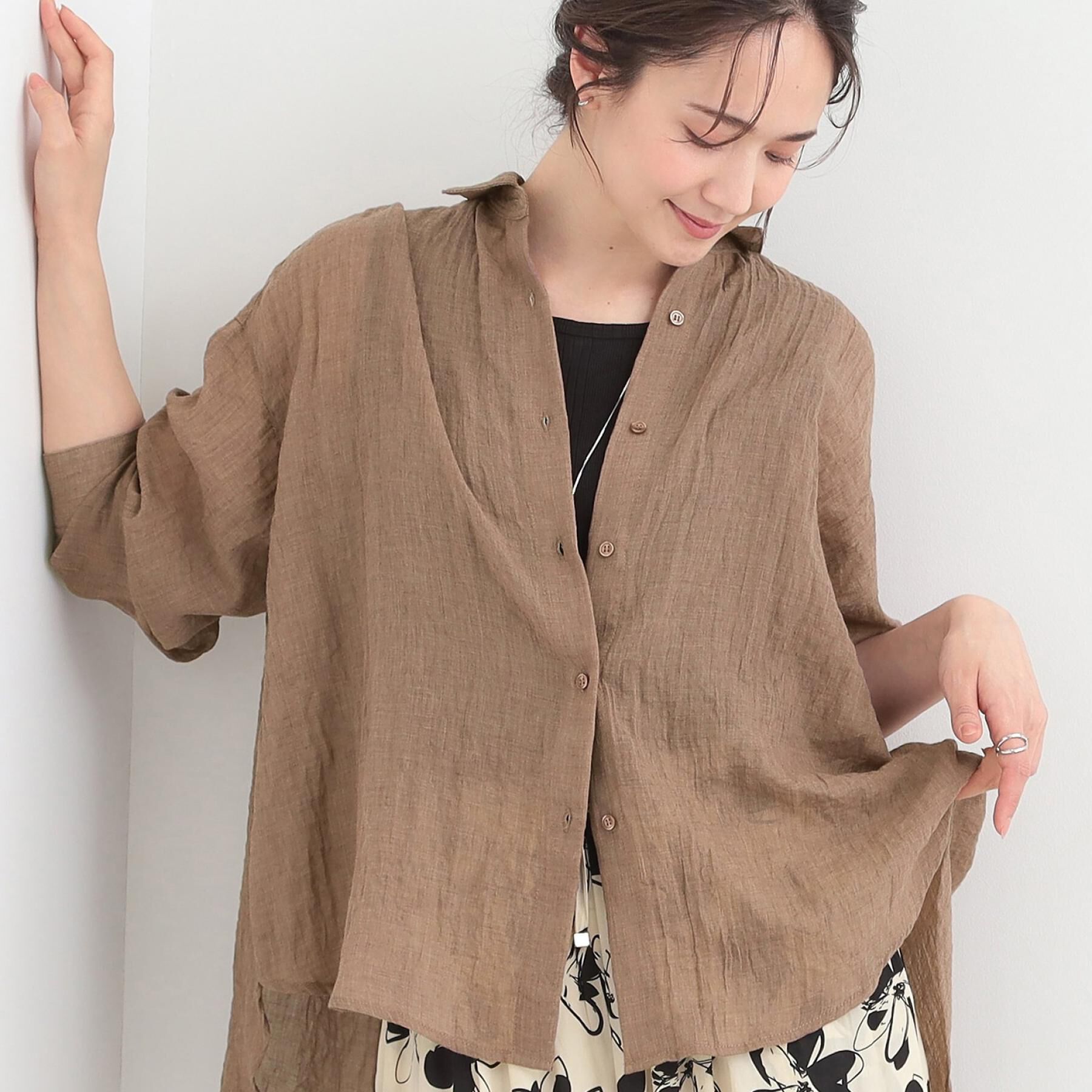 SHOO･LA･RUE「【体型カバー】ふんわり質感 やわらかこなれシアーシャツ」|シャツ・ブラウス|モカブラウン(042
