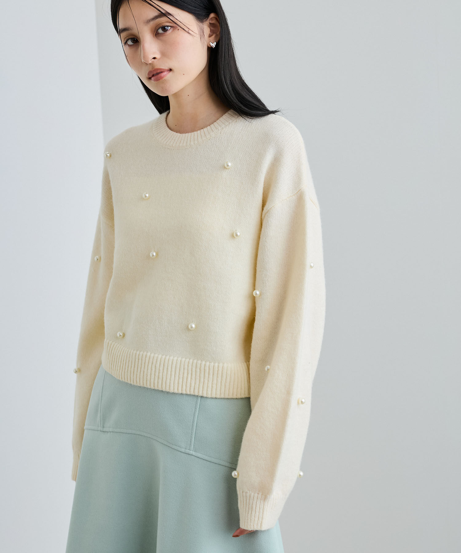 VIS「【WEB/ルミネ店限定】パールボタンニットプルオーバー」|ニット・セーター|