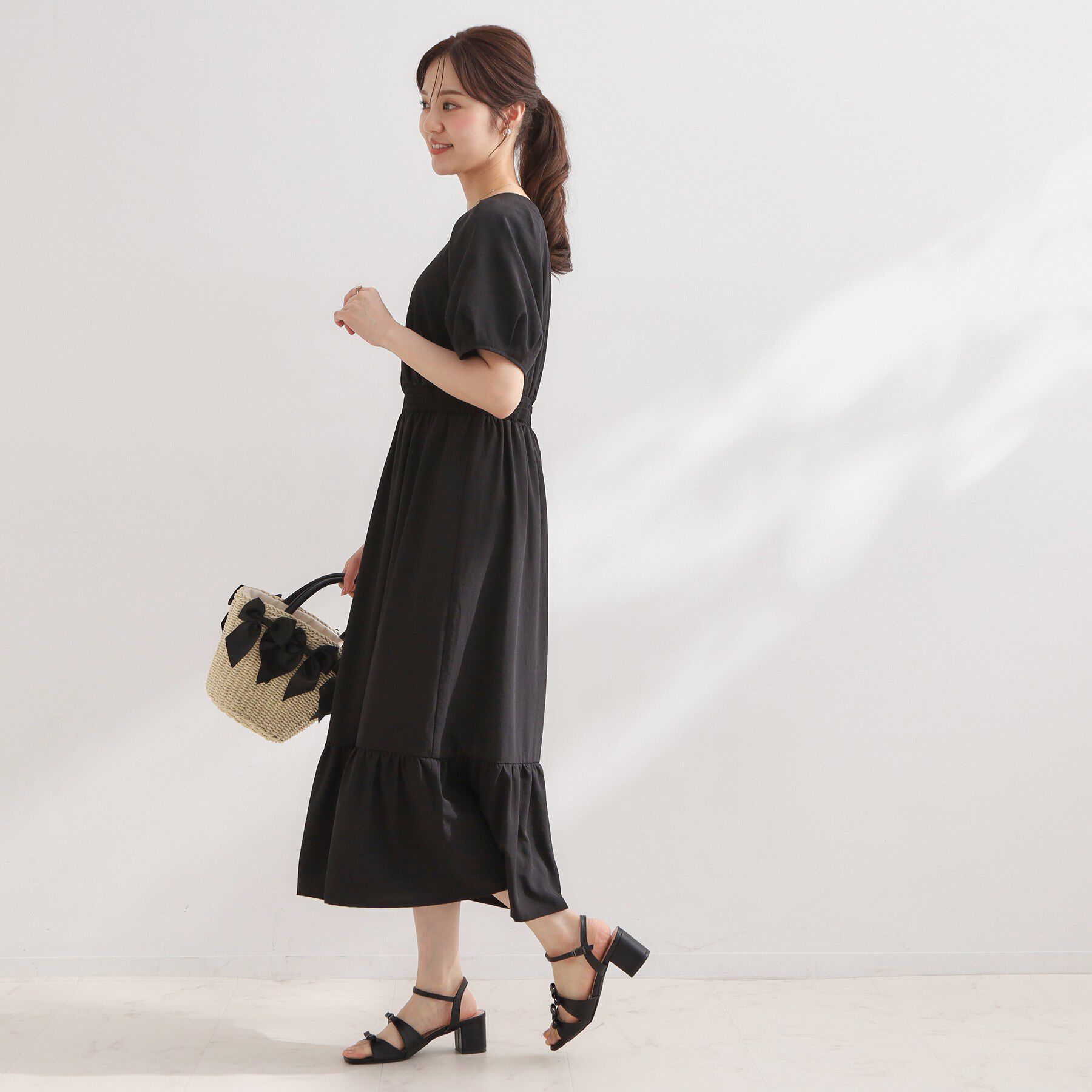 Couture broach「【洗濯機可】ウエストシャーリング Vネックワンピース」|ワンピース|