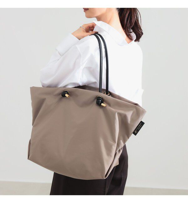 Demi-Luxe BEAMS 「VIOLAd&rsquo;ORO / BIANCA ナイロン トートバッグ L」|トートバッグ|TAUPE&times;BLACK