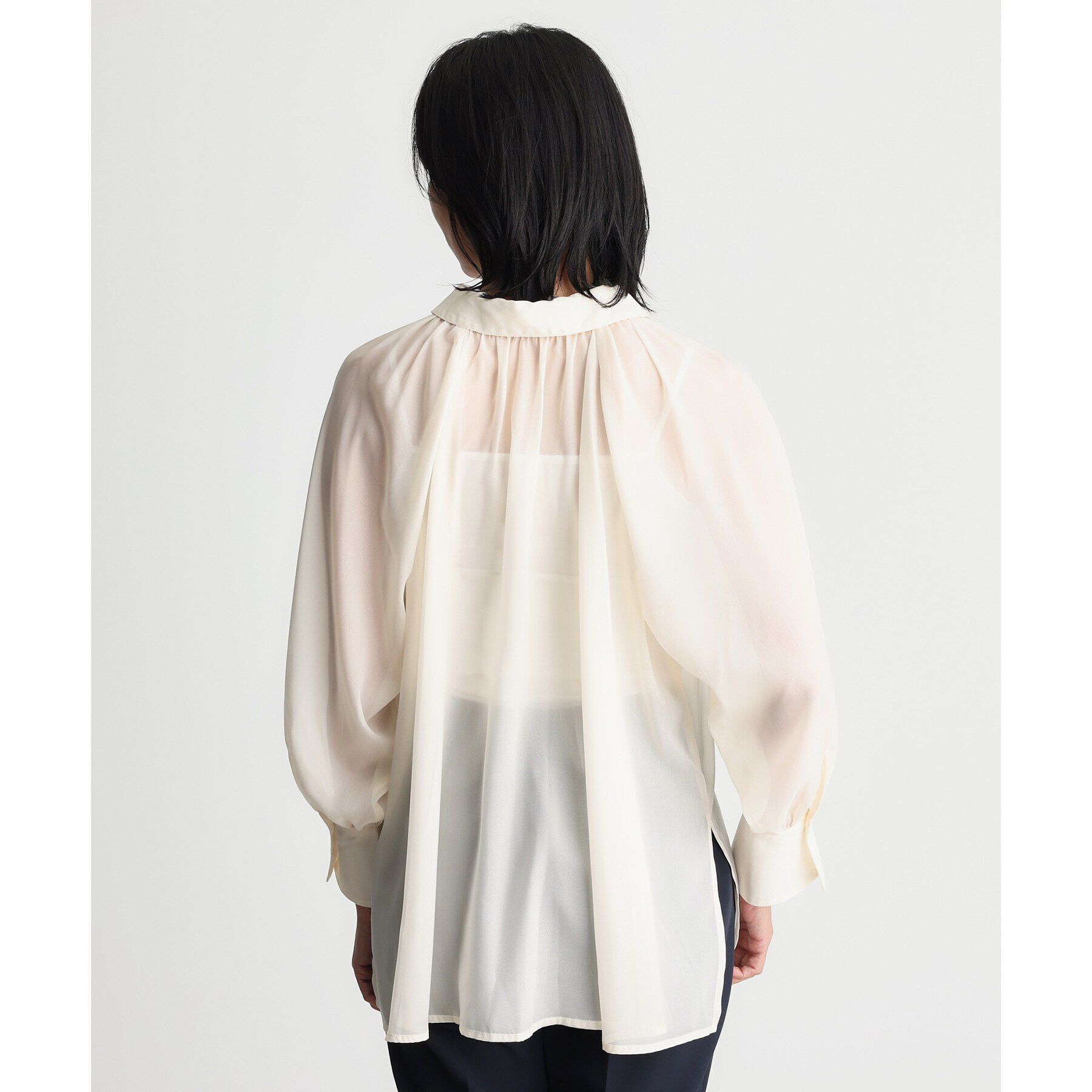 THE SHOP TK「【ONOFF活躍/セレモニー/通勤】タイ付きラメジョーゼットシャツ/洗える」|シャツ・ブラウス|