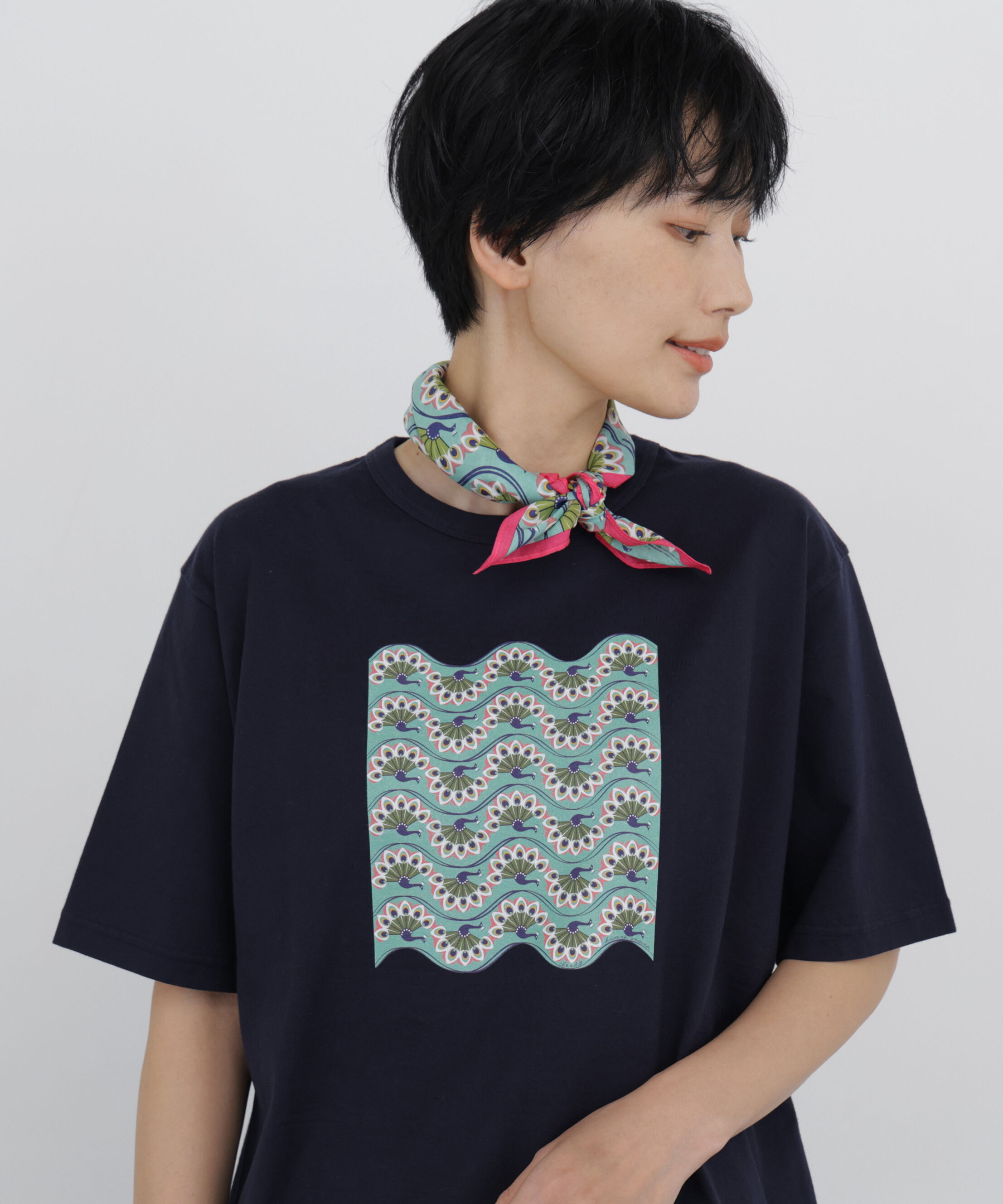  「《 大人気！ / CLOUDYコラボ 》アフリカンモチーフ プリントＴシャツ」|Tシャツ・カットソー|ネイビー