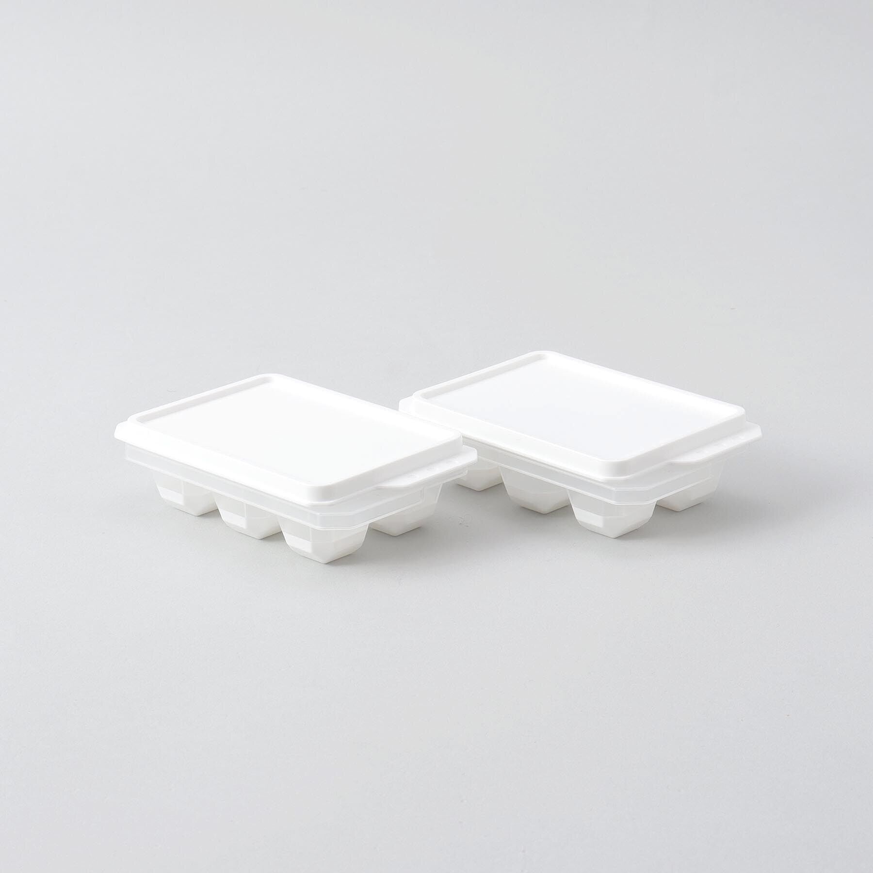 212 KITCHEN STORE「冷た倶楽部 取り出しやすいアイストレー6個取り (蓋付) 2個組」|食器・キッチングッズ|