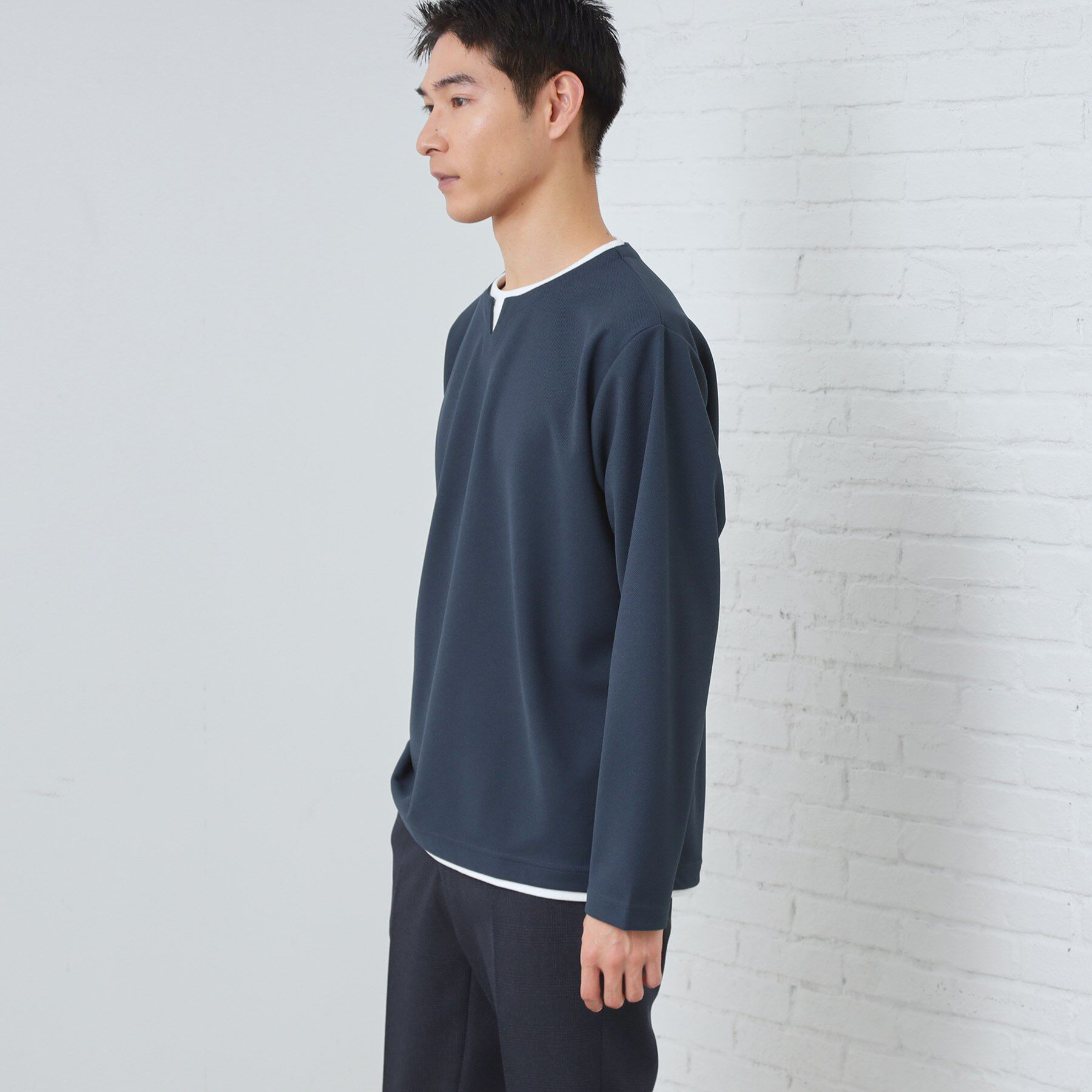 THE SHOP TK「【1枚で手抜きに見えない】キーネック フェイクレイヤード長袖Tシャツ」|Tシャツ・カットソー|