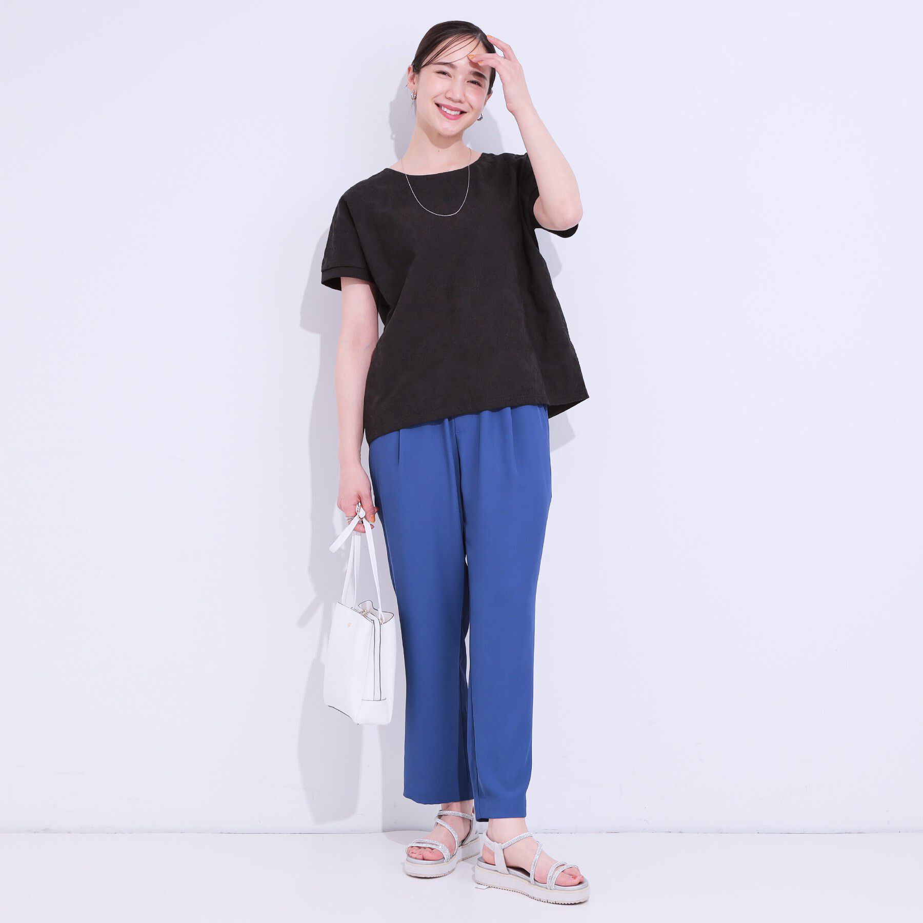 SHOO･LA･RUE「【S-LL】一枚でサマ見え フローラル刺繍トップス」|Tシャツ・カットソー|