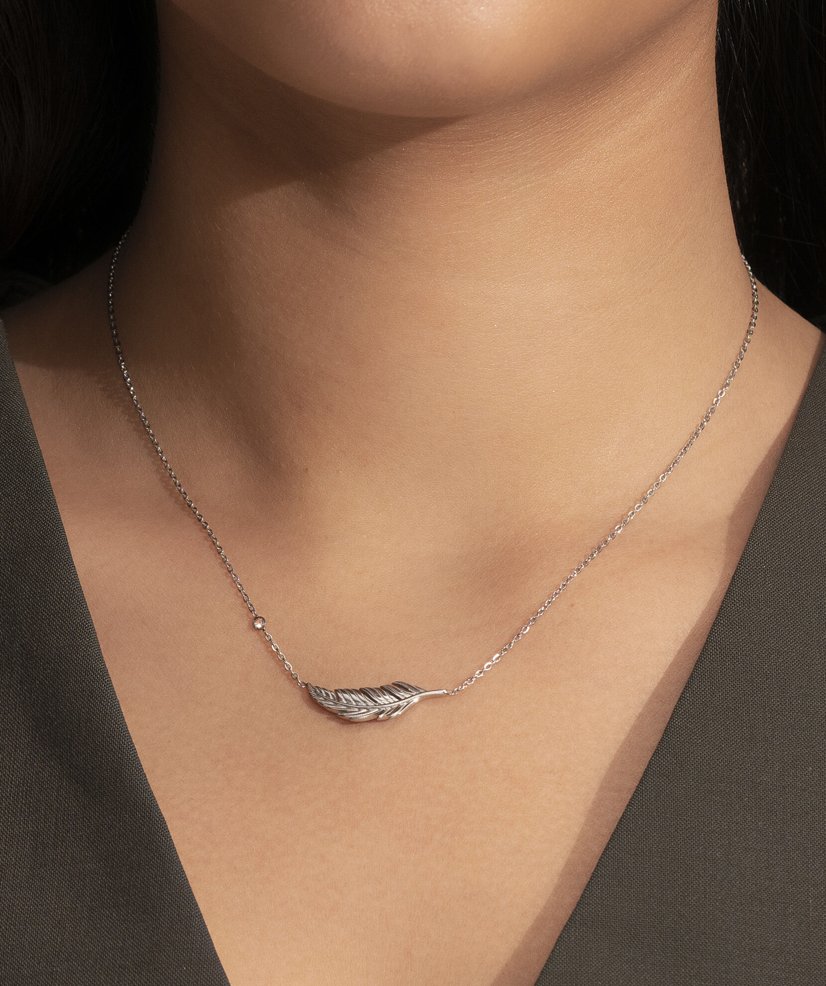 OLIVIA BURTON 「〈OLIVIA BURTON(ｵﾘﾋﾞｱﾊﾞｰﾄﾝ)〉ｼｸﾞﾈﾁｬｰ ﾌｪｻﾞｰ ｼﾙﾊﾞｰﾈｯｸﾚｽ」|ネックレス|SILVER