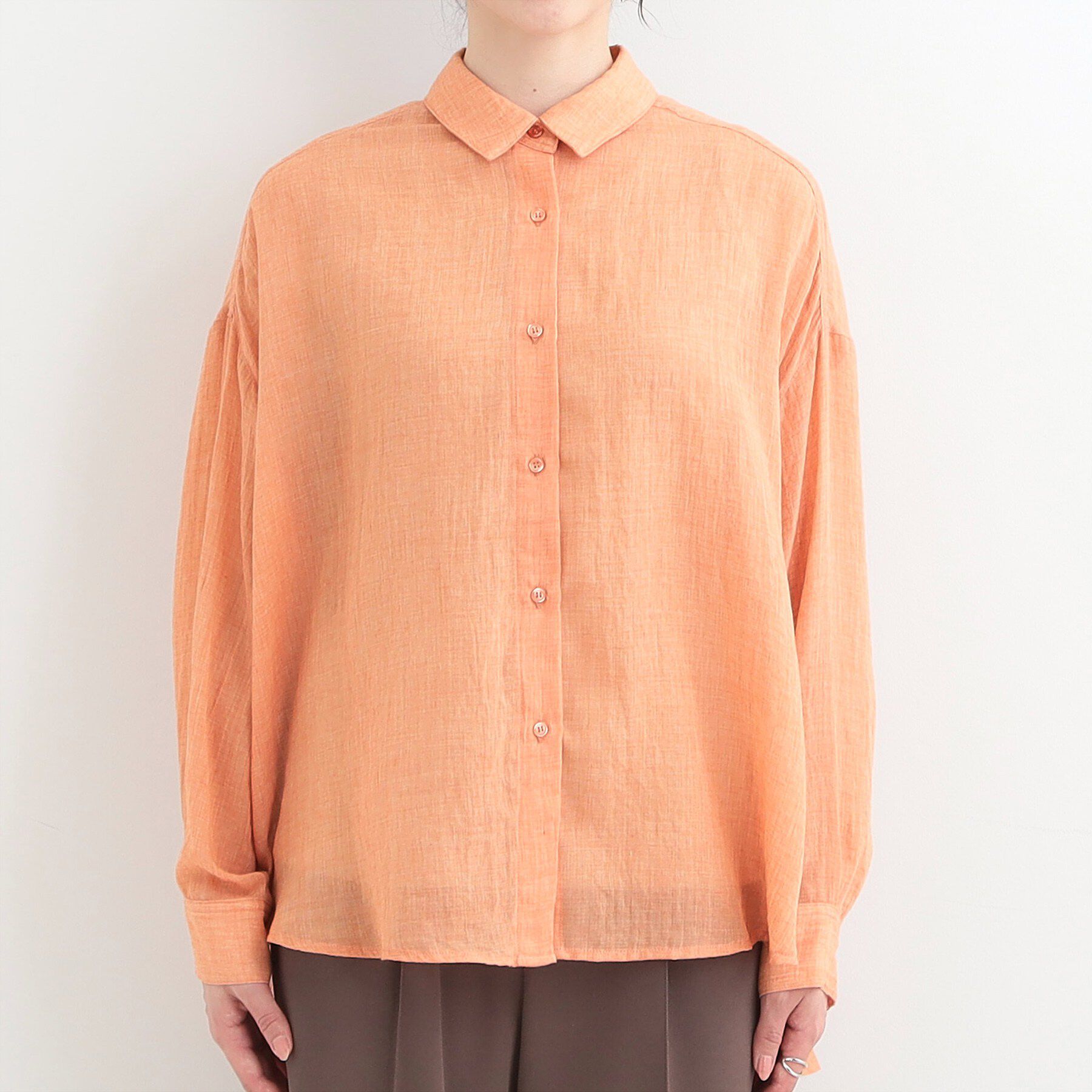 SHOO･LA･RUE「【体型カバー】ふんわり質感 やわらかこなれシアーシャツ」|シャツ・ブラウス|