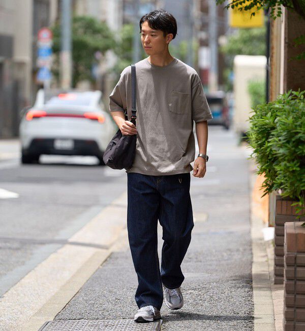 SHIPS「【WEB限定】SHIPS:〈汗染み防止加工〉ワンポイントロゴ ビッグシルエットヘビーウェイトTシャツ」|Tシャツ・カットソー|